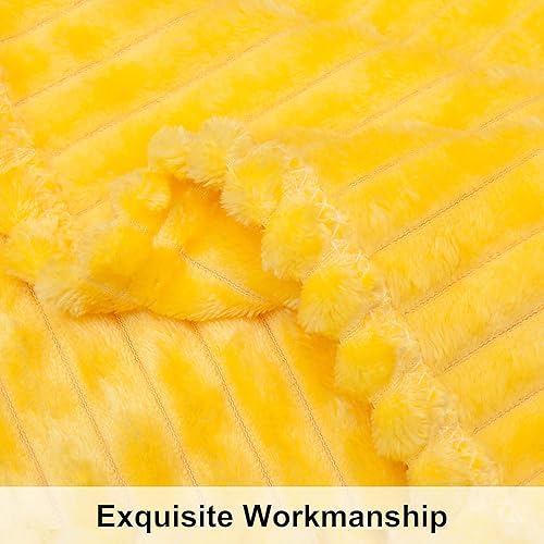 Miniatura 3 de NTBAY Manta mullida de franela para niños pequeños, esponjosa, cálida y ligera, reversible, con diseño de rayas, 30 x 40 pulgadas, color amarillo