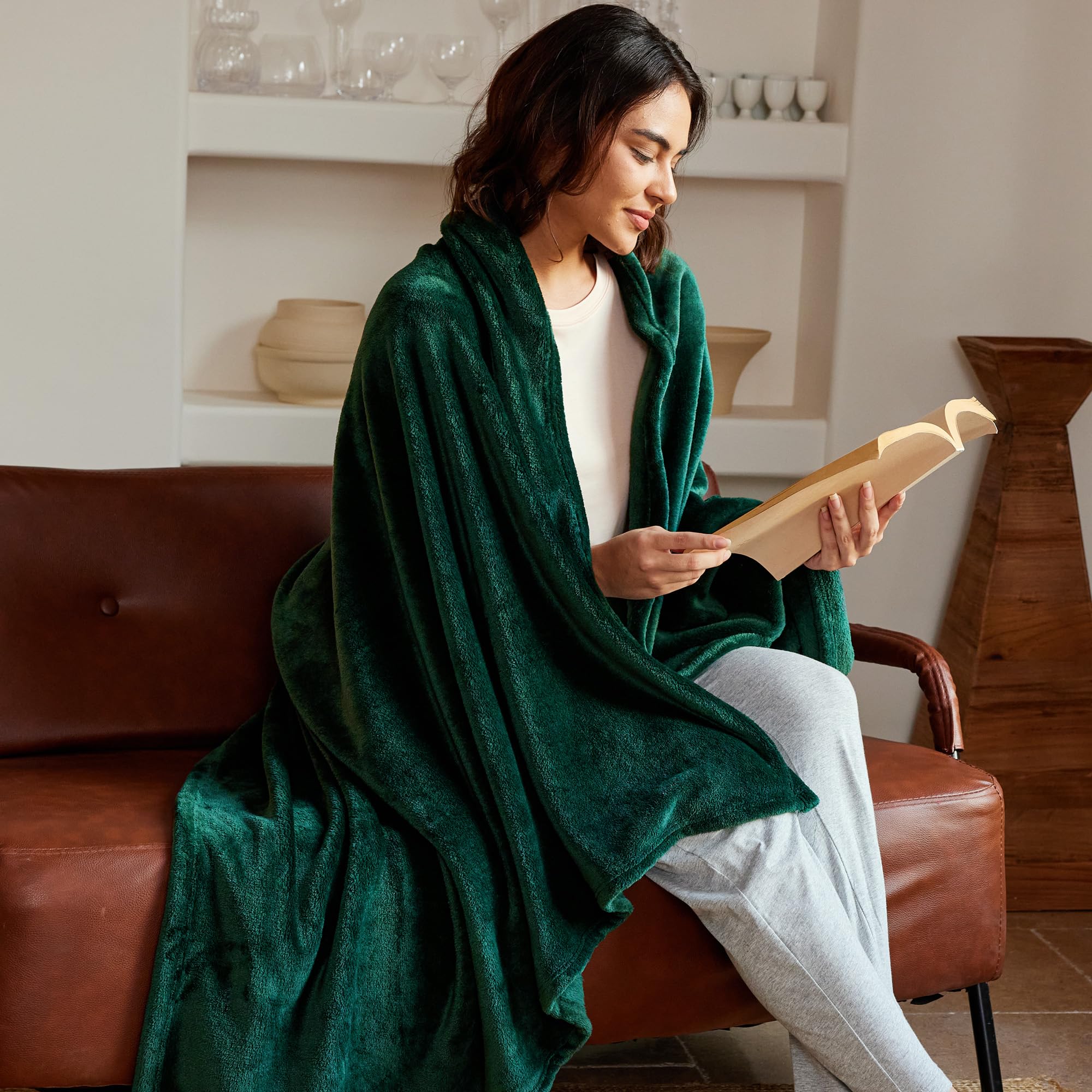 Forest Green Flannel Velvet Plush Throw Blanket