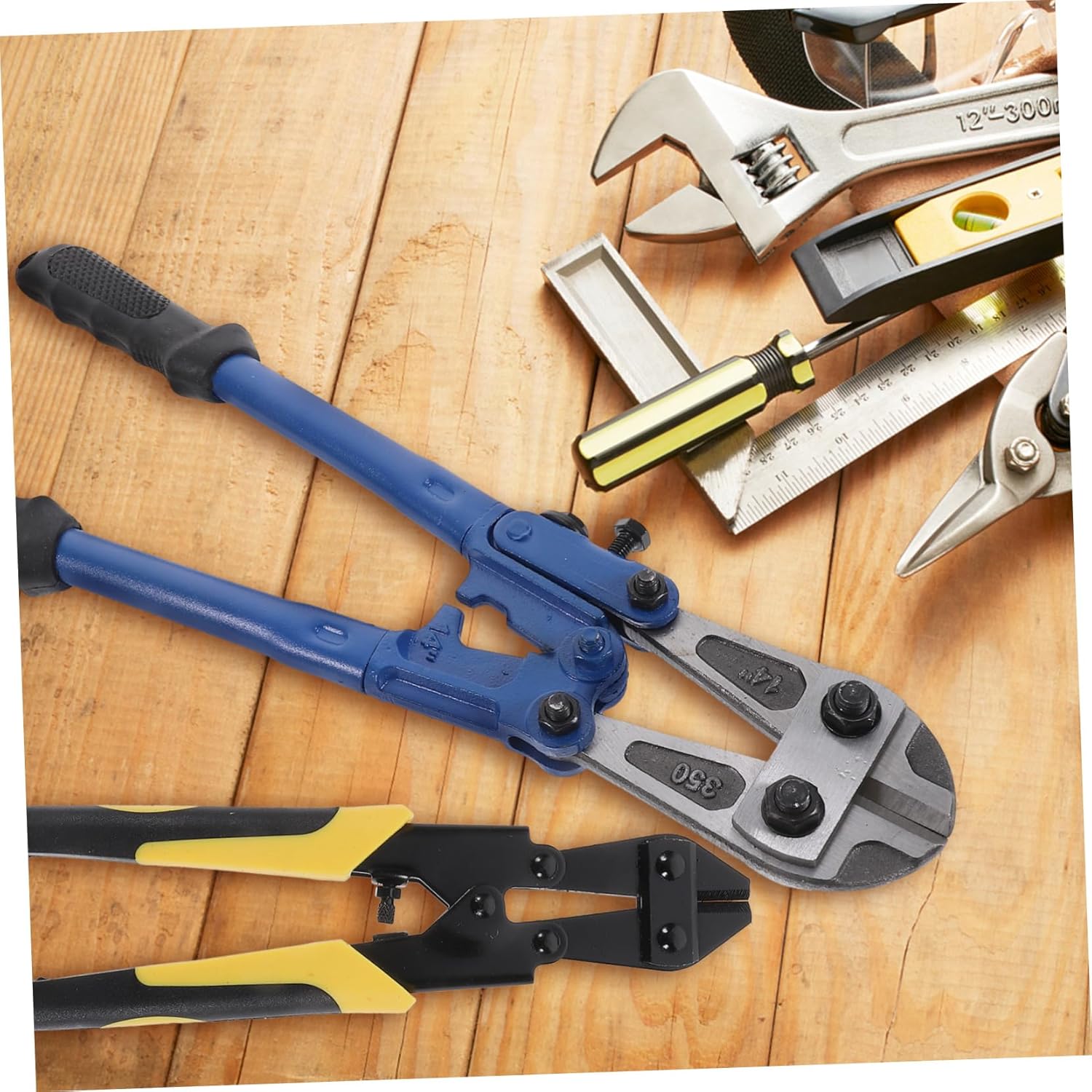 Cabilock 2pcs Heavy Duty Bolt Cutter Ergonomic Cable Cutter for Wire Chain and Fencing Made for Maximum Cutting Power