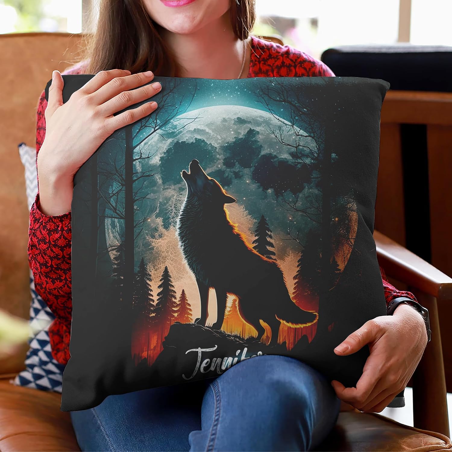 Hyturtle Personalized Wolf Pillow (Insert Included) Gifts for Girls Women - Birthday Wolf Gifts for Bestie Friends - Howling Wolf Custom Name Sofa Couch Cushion Home Decor Throw Pillow