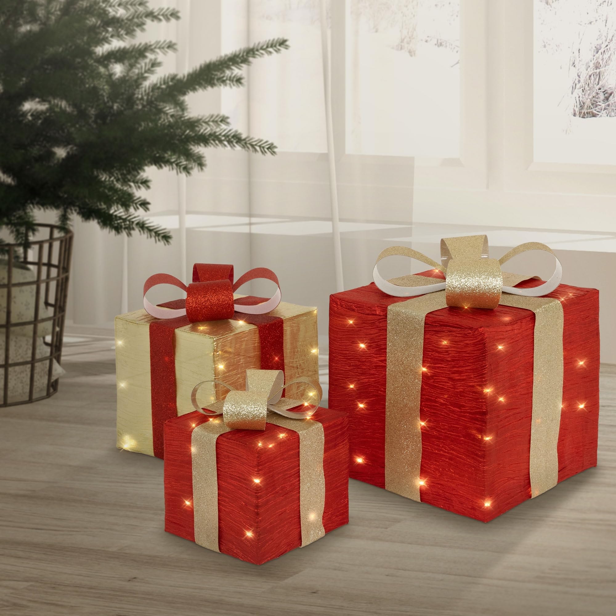 ECD Germany Set de 3 Boîtes Cadeaux LED avec 90 LED Blanc Chaud, Rouge-Or, Structure en Fil Métallique, Décoration de Noël Intérieure, Boîte Cadeau Illuminée Fonctionnant sur Piles avec Minuterie