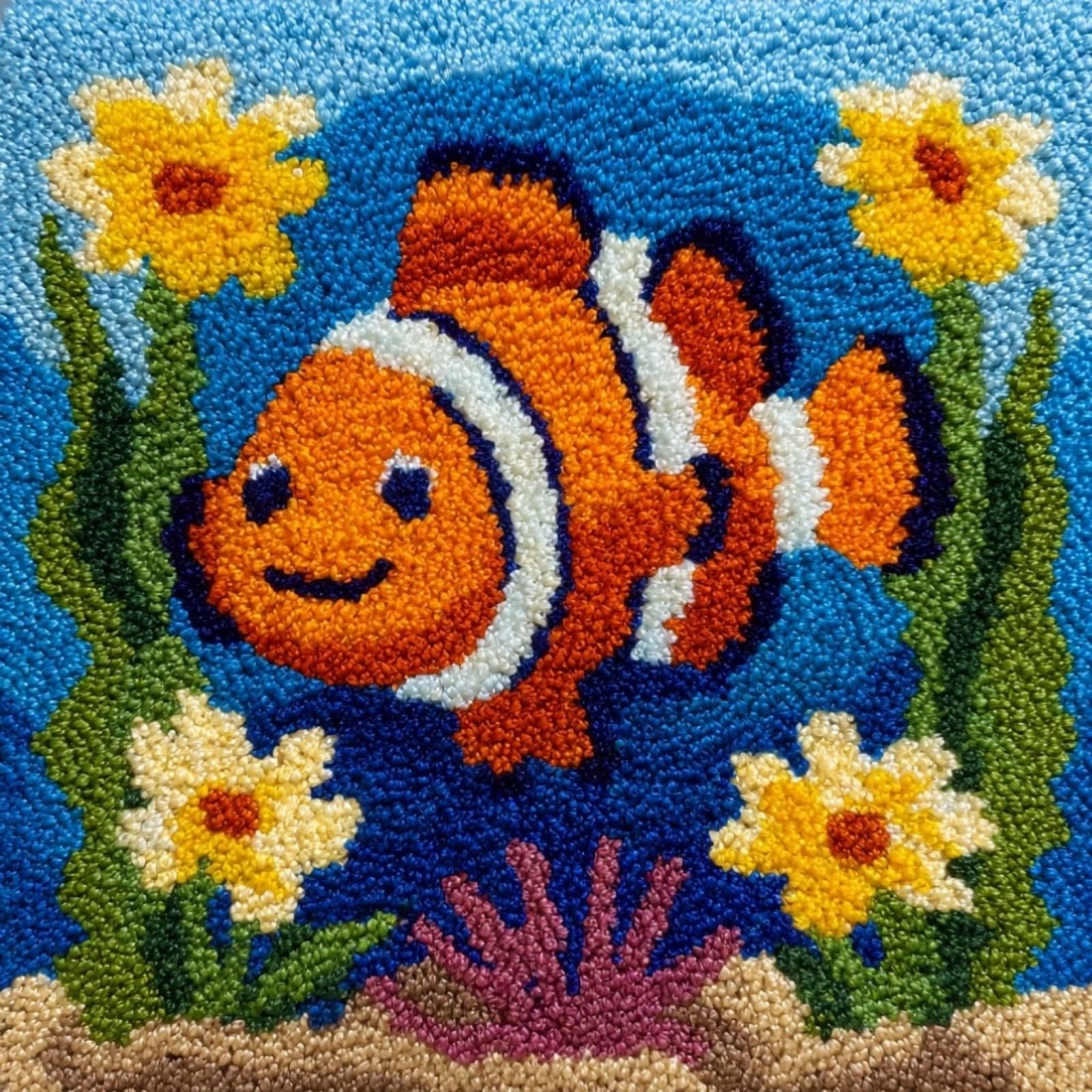 AxiangziK Creative Latch Hook Pillow Kit,Clownfish