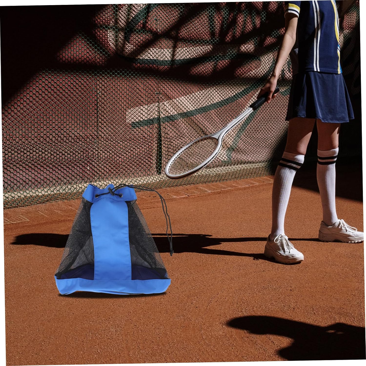 Large Drawstring Soccer Ball Bag with Adjustable Single Shoulder Strap, Oxford Cloth Mesh Storage Sack for Basketball and Swimming Equipment, for Sports Gear Storage and Practice