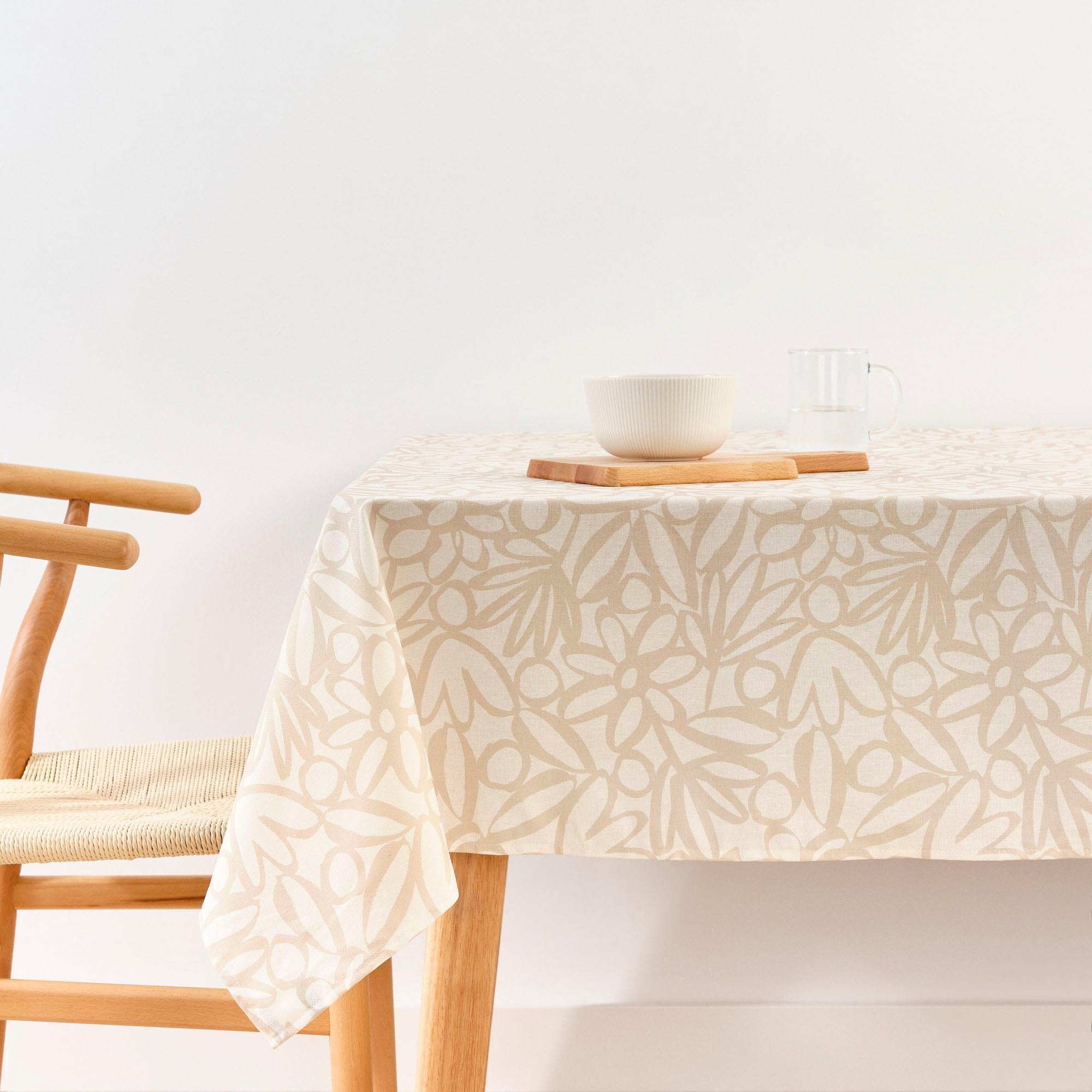BELUM - Nappe 300 x 140 cm Anti-Taches 100% Coton résiné Modèle 0120-240 - Nappe Non cirée au Toucher Coton, Nappe imperméable, Nappe Anti-Taches, répulsif Liquide