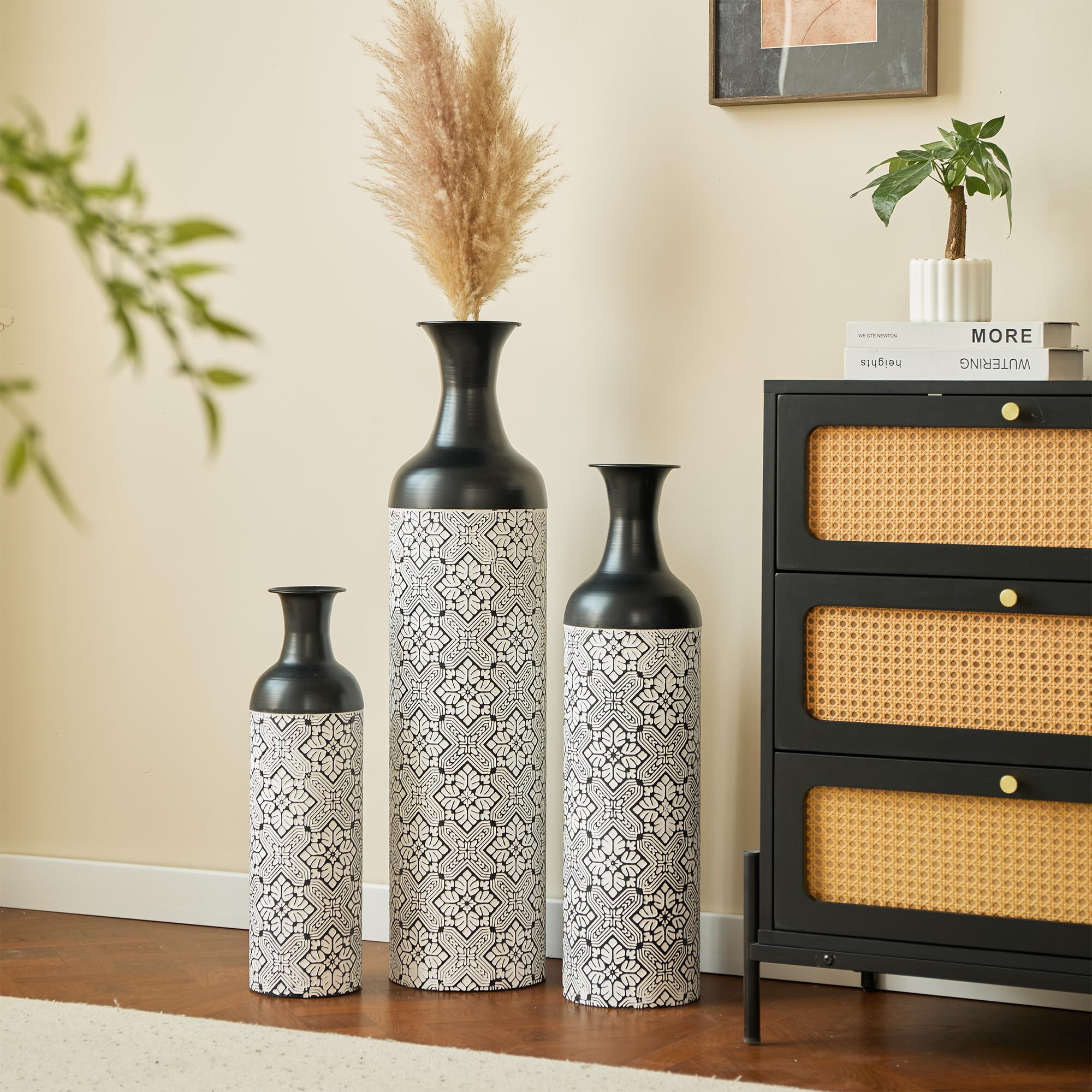 Blumenvase Modern aus Metall – Große Vase für Wohnzimmer Deko, Vasen Set Vintage Vasen Stil, Blumenvasen Set Home Decoration, Elegante Vase Metall, Schwarz Weiß