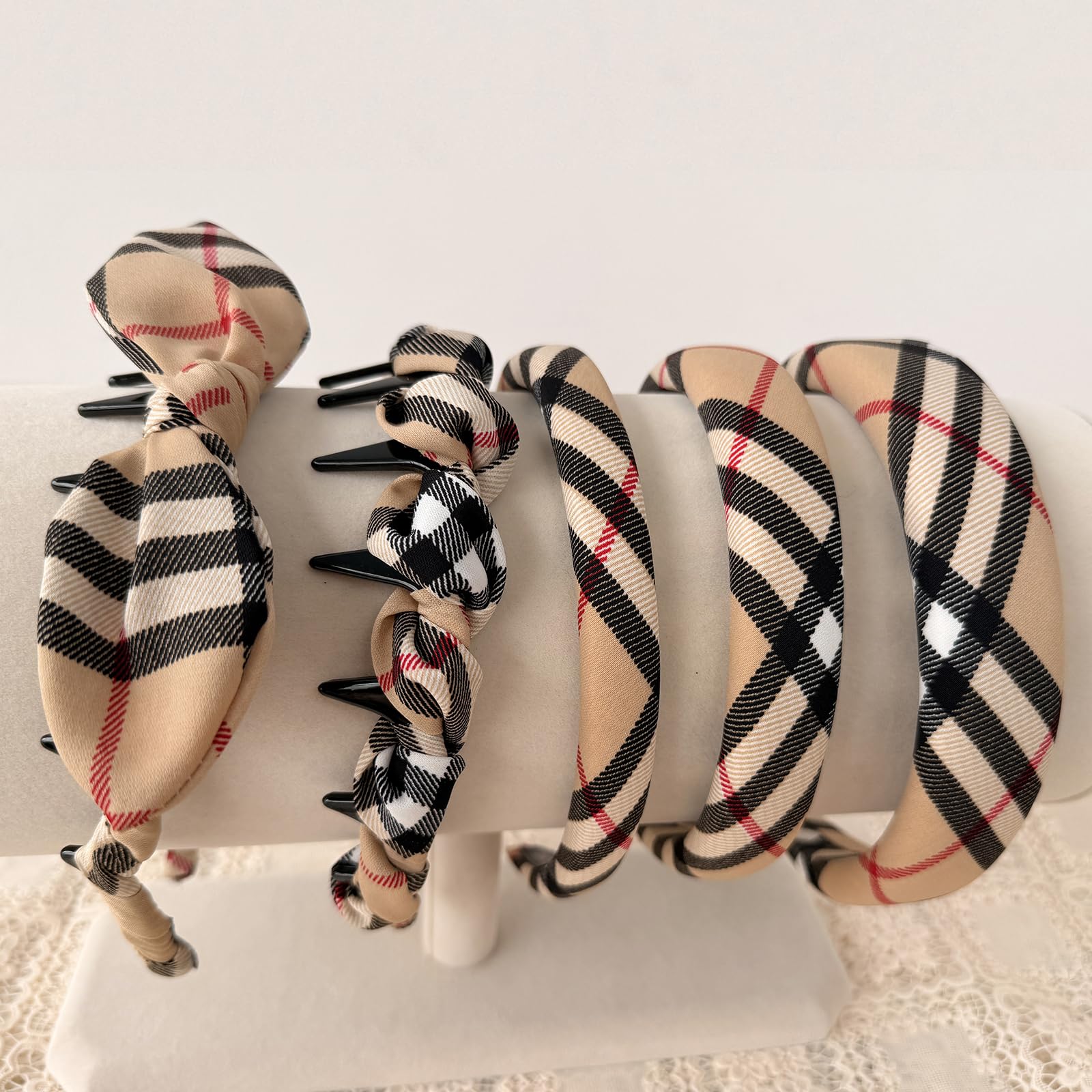 View 1 of *** only comes with two **
LONEEDY Plaid Padded Headbands - 5 Piece Set