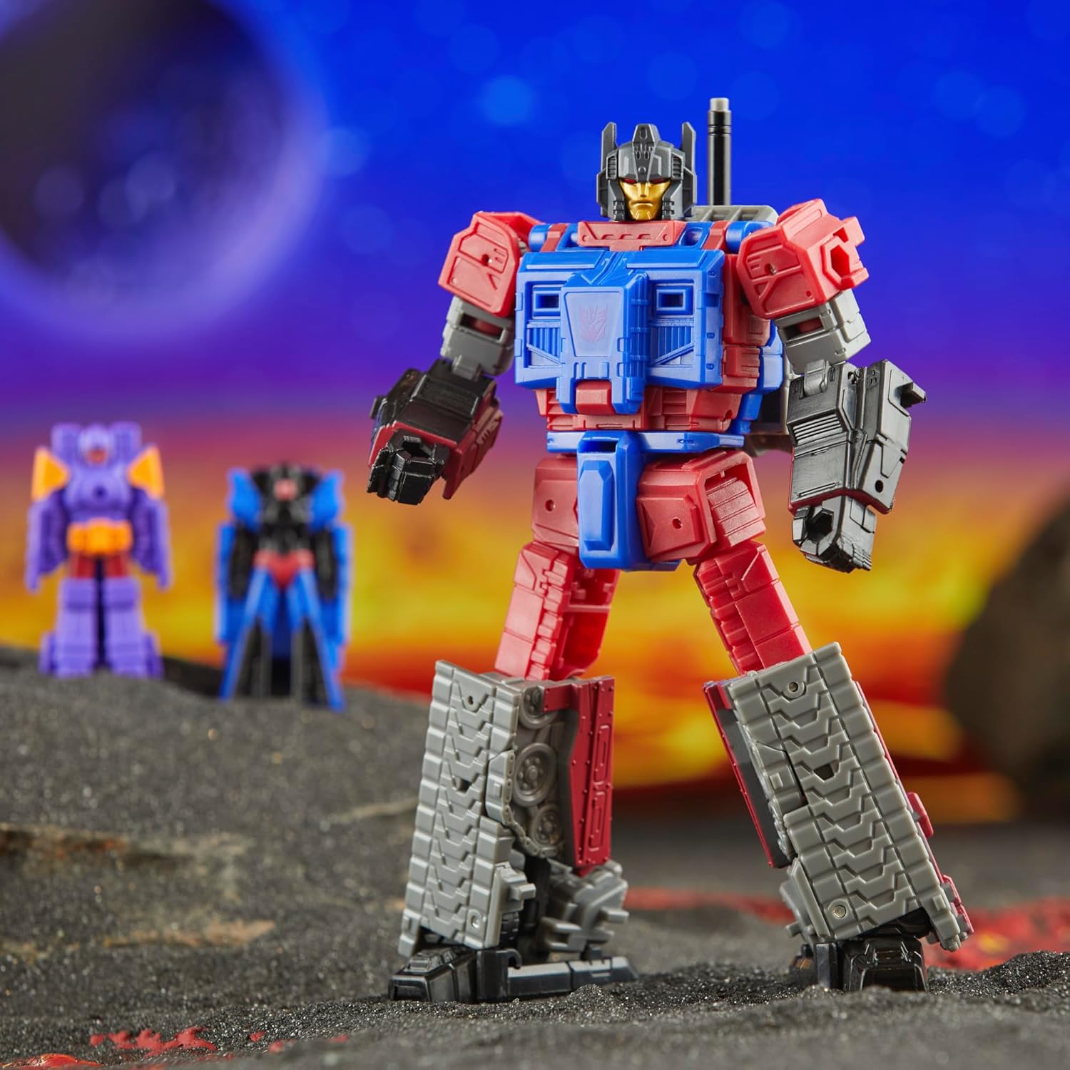 Transformers Legacy United Deluxe Class G1 Universe Quake, 5.5-inch Converting Action Figure, for Boys and Girls Ages 8+