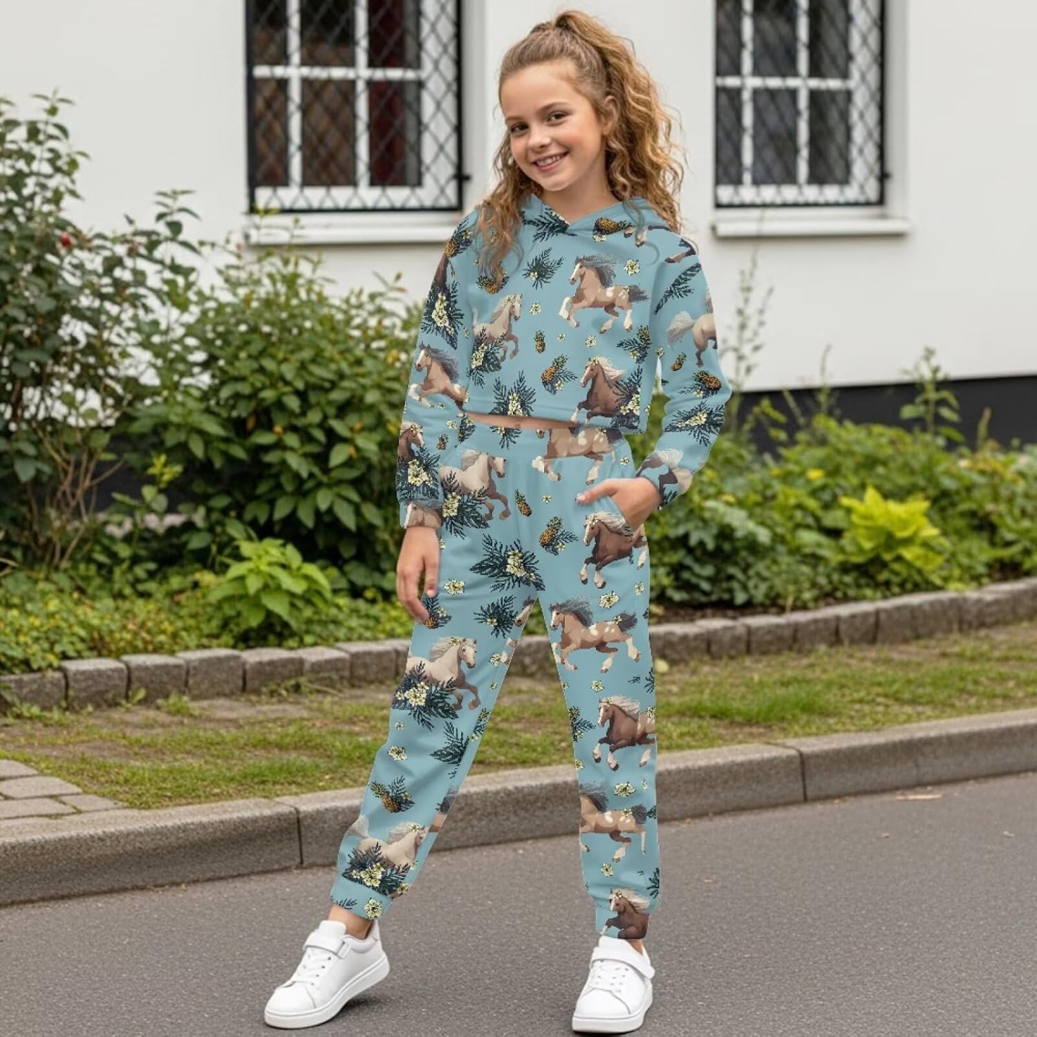 Girls 2 Piece Tracksuit Hoodies Sweatshirts Jogger Pants with Pockets Short Sweatshirt Sweatsuit 4-13 Years