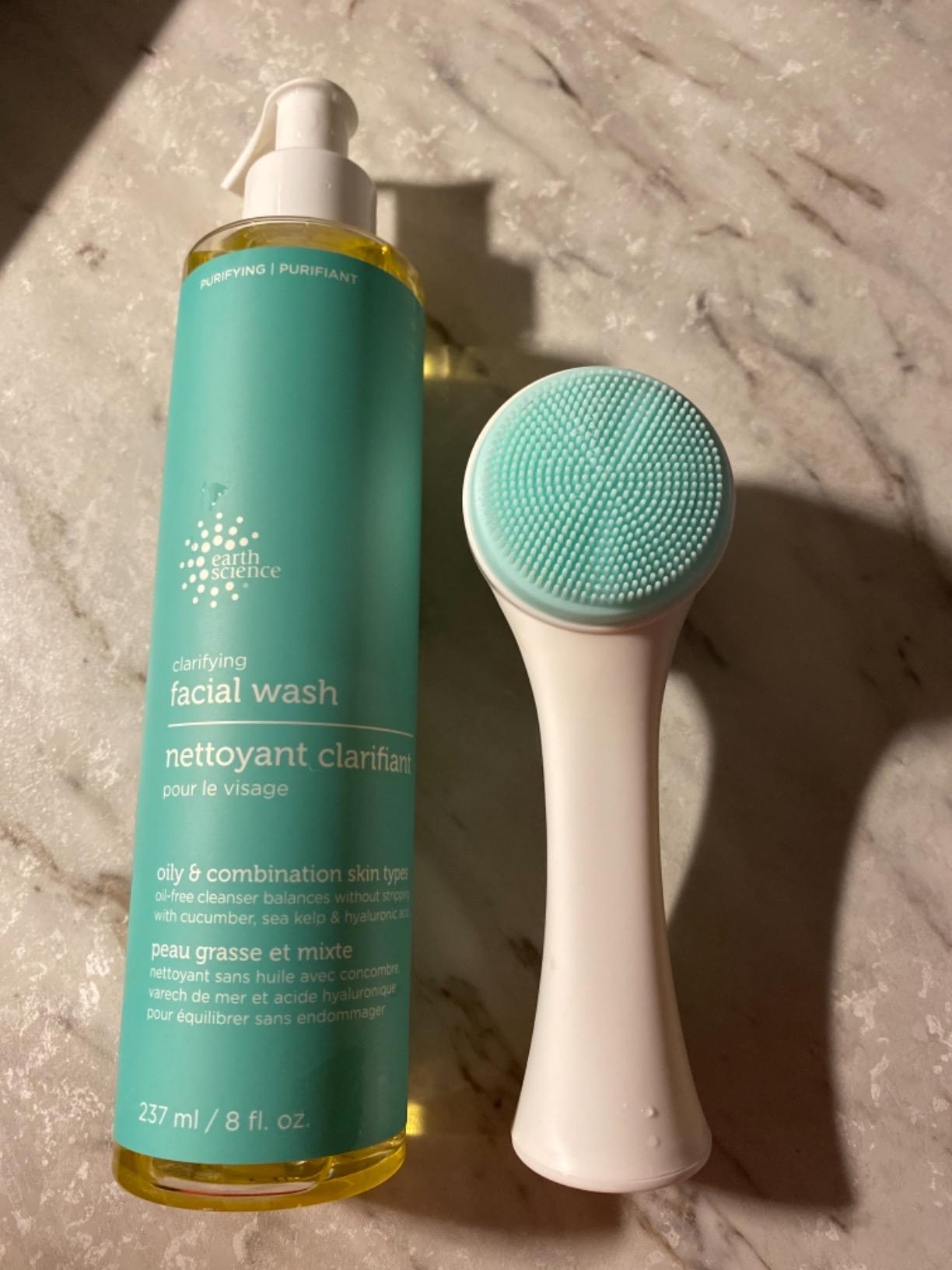 EARTH SCIENCE - Gentle Clarifying Facial Wash For Oily, Combination Skin Types (3pk, 8 fl. oz.)