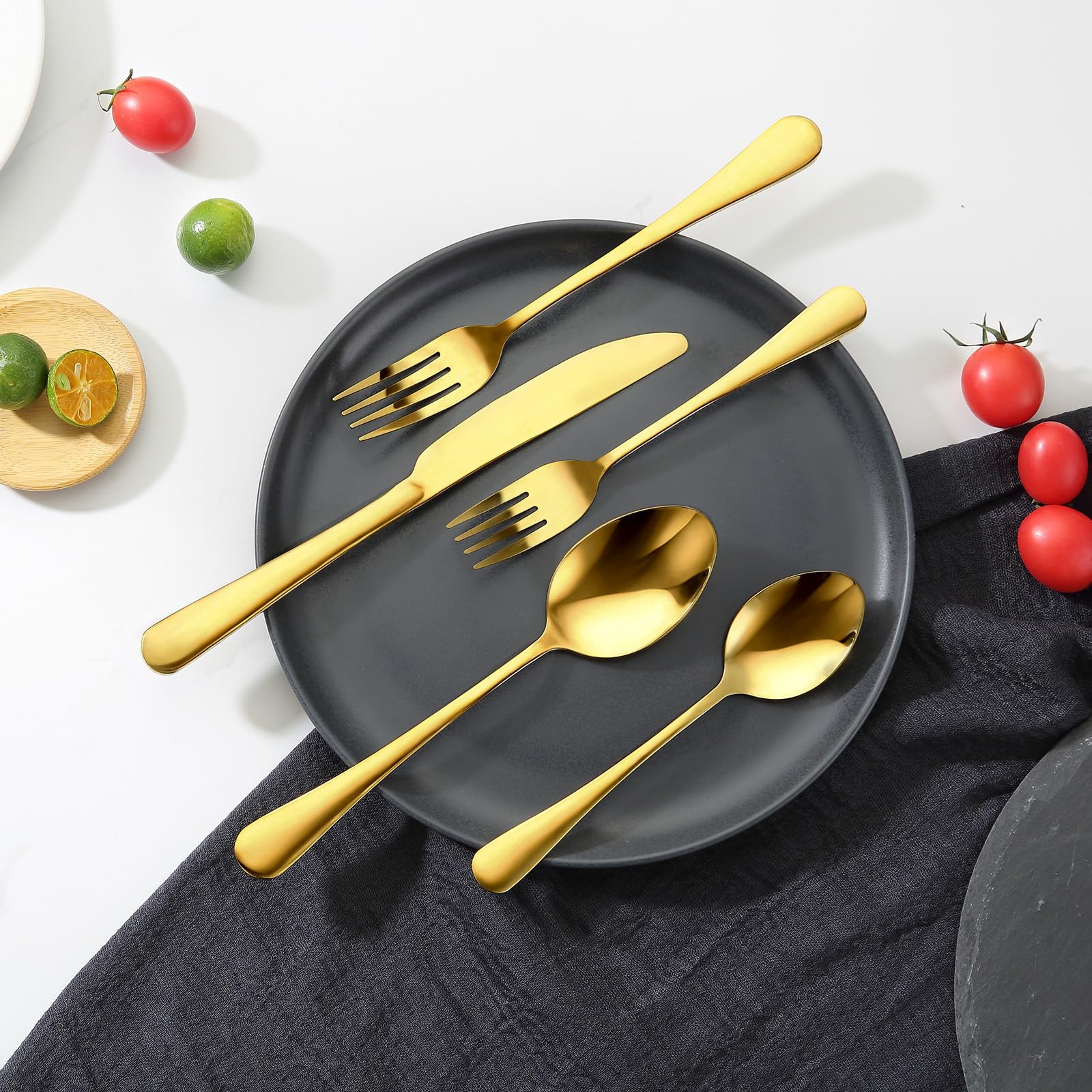 VEVOR 100-tlg. Besteckset in Gold, Essbesteck aus lebensmittelechtem Edelstahl für 20 Personen, mit Hochglanzoberfläche, spülmaschinenfestes Essgeschirr, inklusive Messer Gabel Löffel