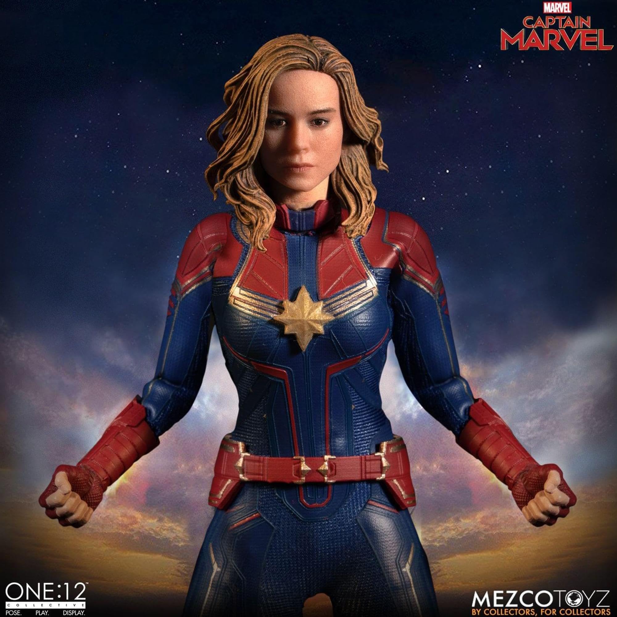Mezco Figura Kapitana Marvel 16 cm. One:12 Collectible Toyz