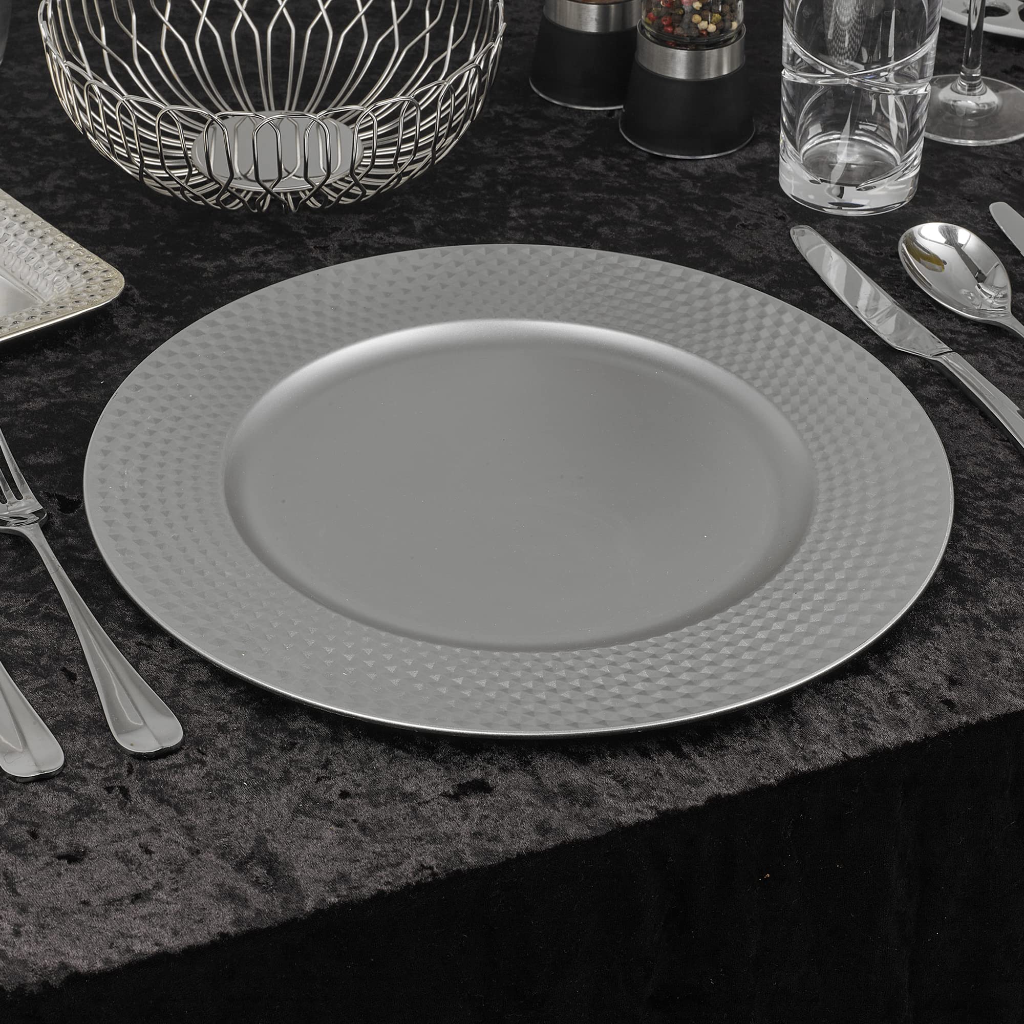 URBNLIVING 33cm Christmas Dinner Charger Plates Placemats Dining Table Setting Reusable Party Decor (Matt Geo Silver, 6 Charger Plates)