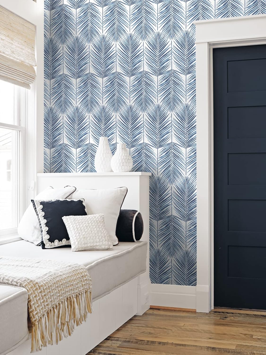NextWall Dupont Tedlar Paradise Palm High Performance Vinyl Unpasted Wallpaper