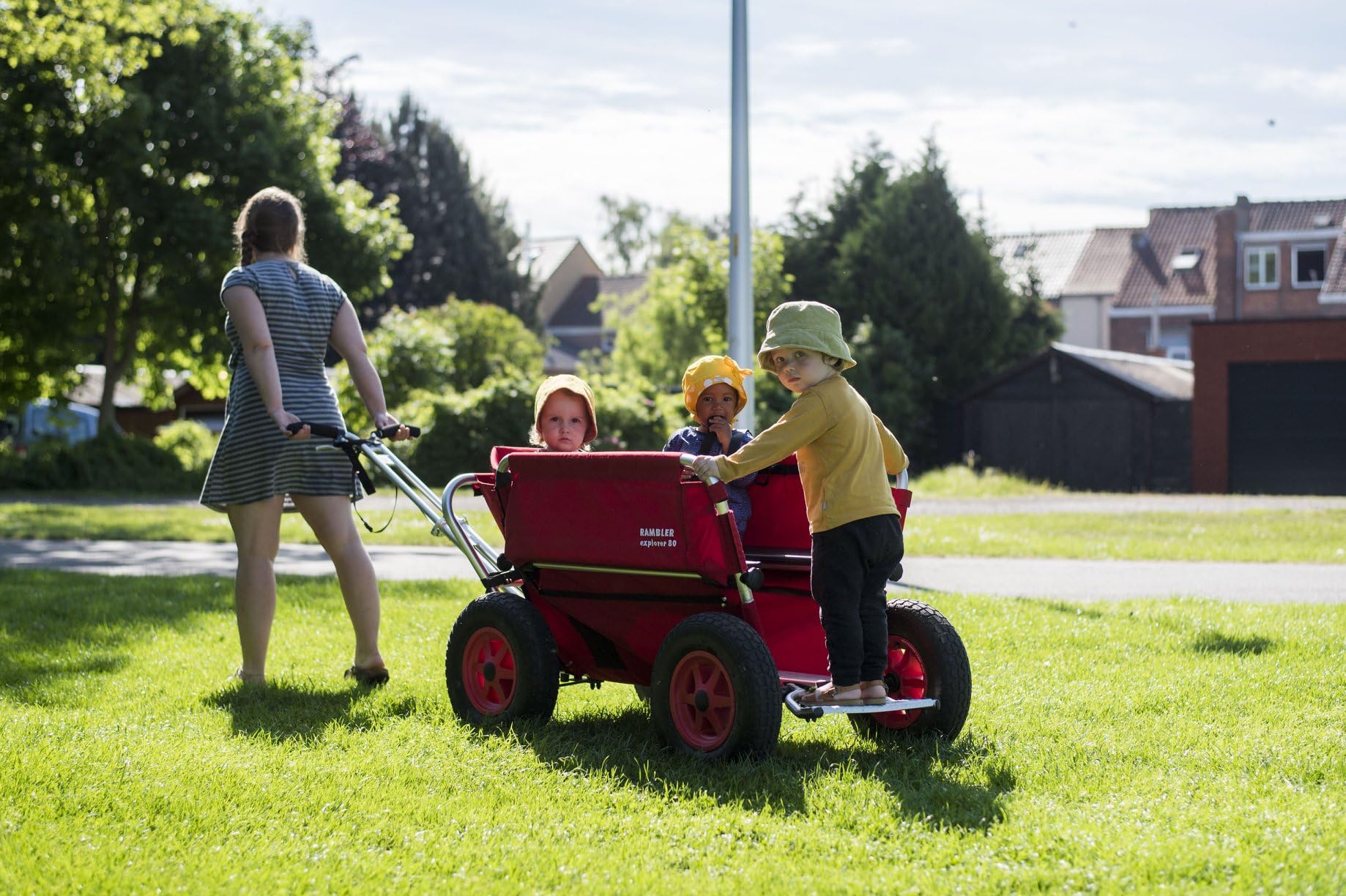 RAMBLER EXPLORER 80 Carrello per 6 Bambini (Blu) - Trasporta in modo elegante e sicuro fino a 6 bambini con il nostro carro innovativo e versatile, progettato per ogni avventura
