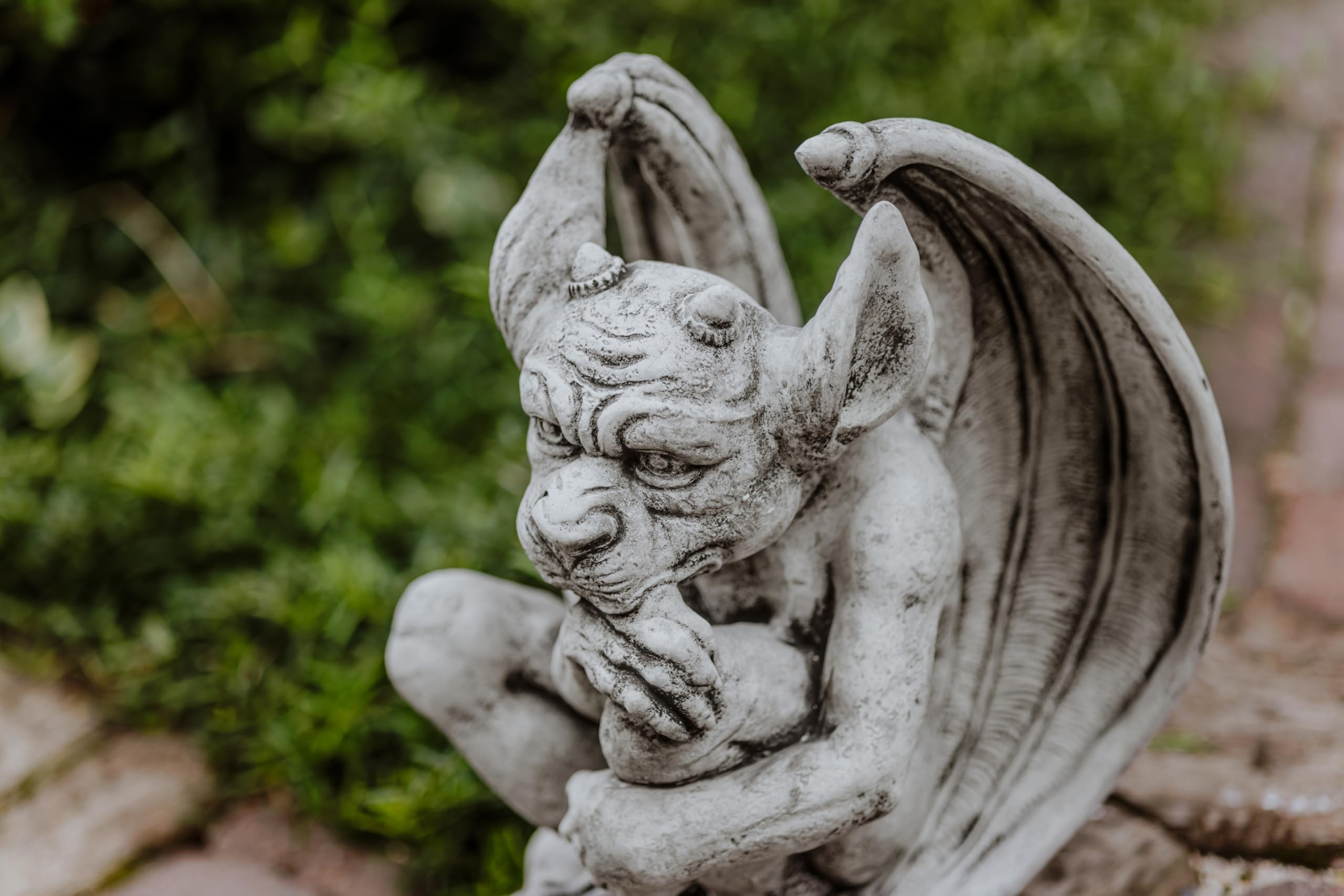 gartendekoparadies.de Grande massiccia figura di pietra Gargoyle - La guardia di guardia castone in pietra colata resistente al gelo