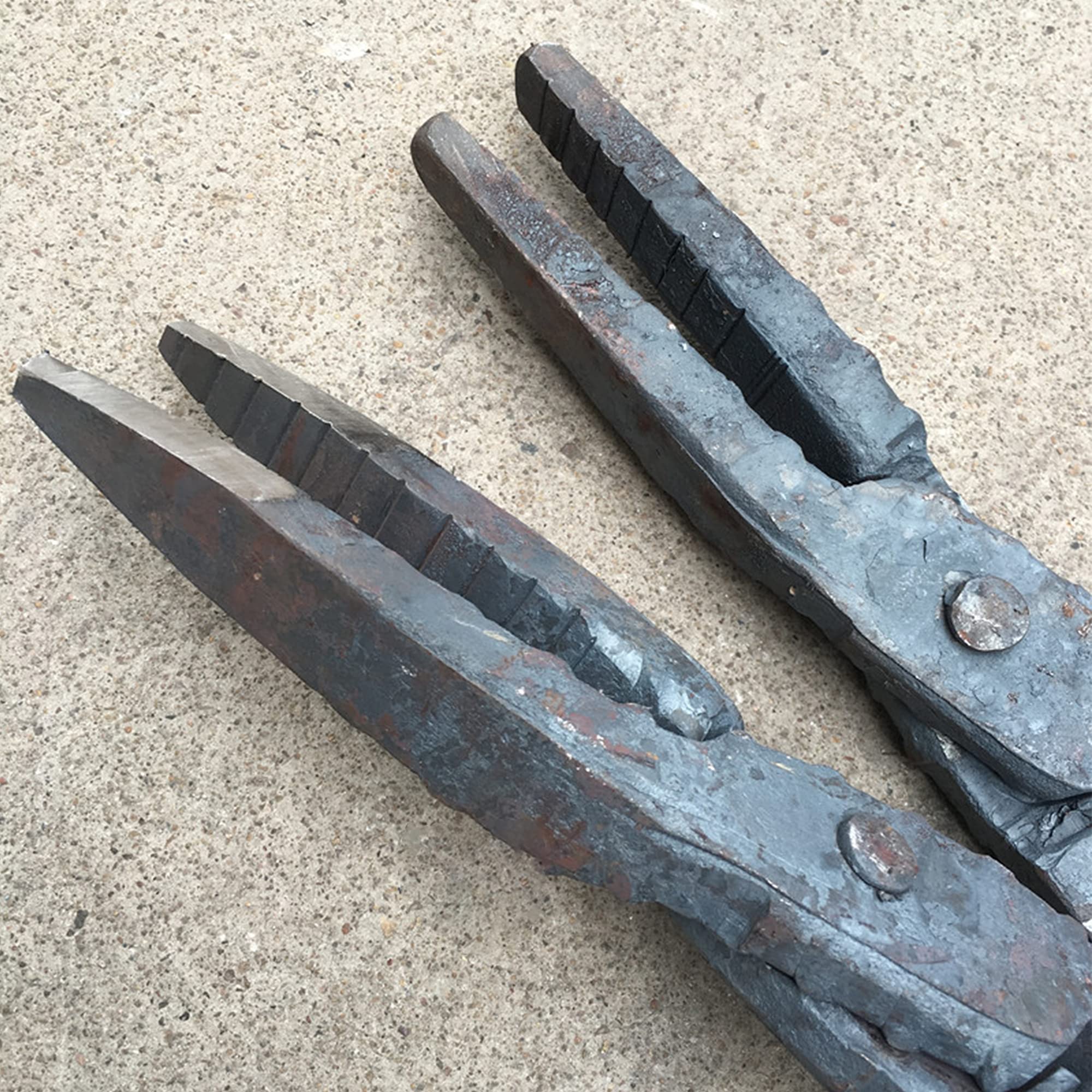 Tenaza de Forja Pinzas Planas Pinzas de Herrero para Anvil Vise Forge 80cm 3.0kg Tenaza de Forja Nariz Plana para Ingeniero Herrero