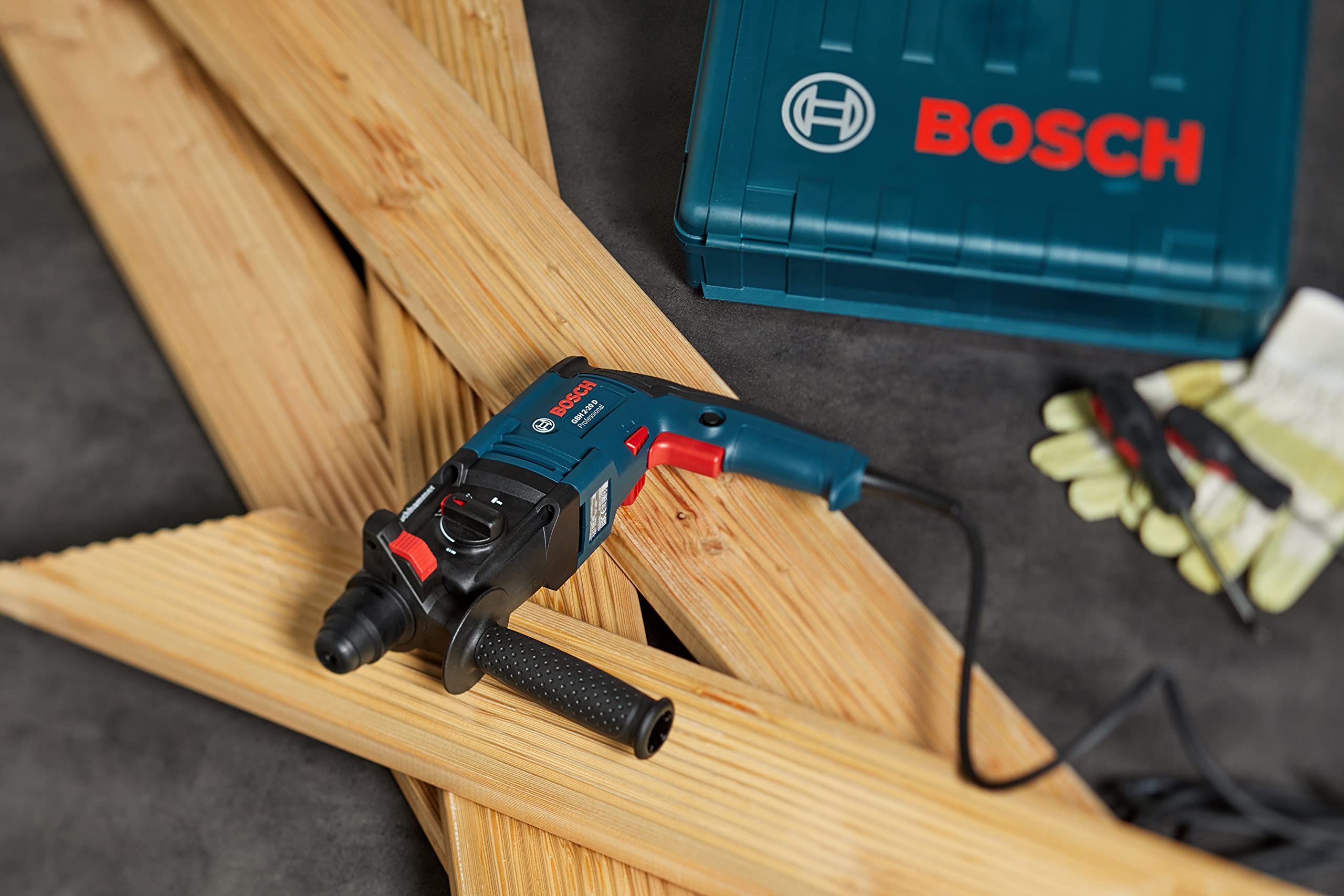Bosch 061125A400 Młot Udarowo-Obrotowy, 650 W, 240 V, Wielokolorowy, 1 Zestaw