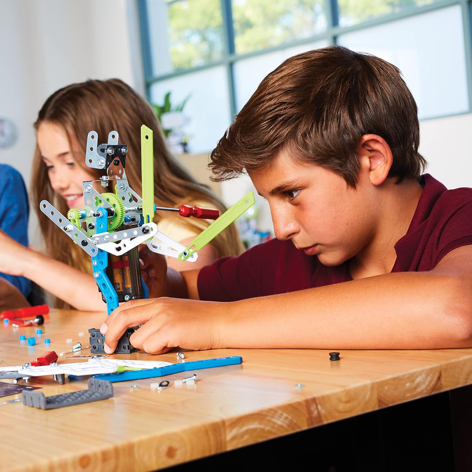 MECCANO, Motorized Movers S.T.E.A.M. Building Kit with Animatronics, for Ages 10 and Up