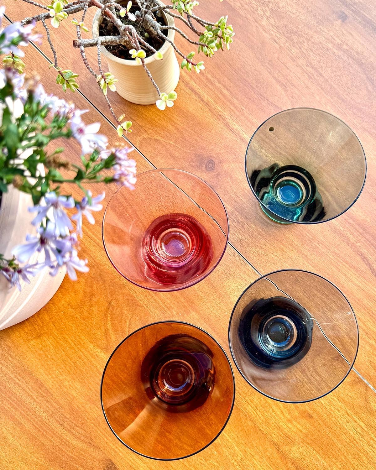 Colored Martini Glasses Set of 4 - Crystal Cocktail Glasses, Stemless Martini Glass for Bar, Martini, Cosmopolitan, Manhattan, Gimlet, Pisco Sour Brandy, Margarita Glasses, Dessert Cups, 8oz