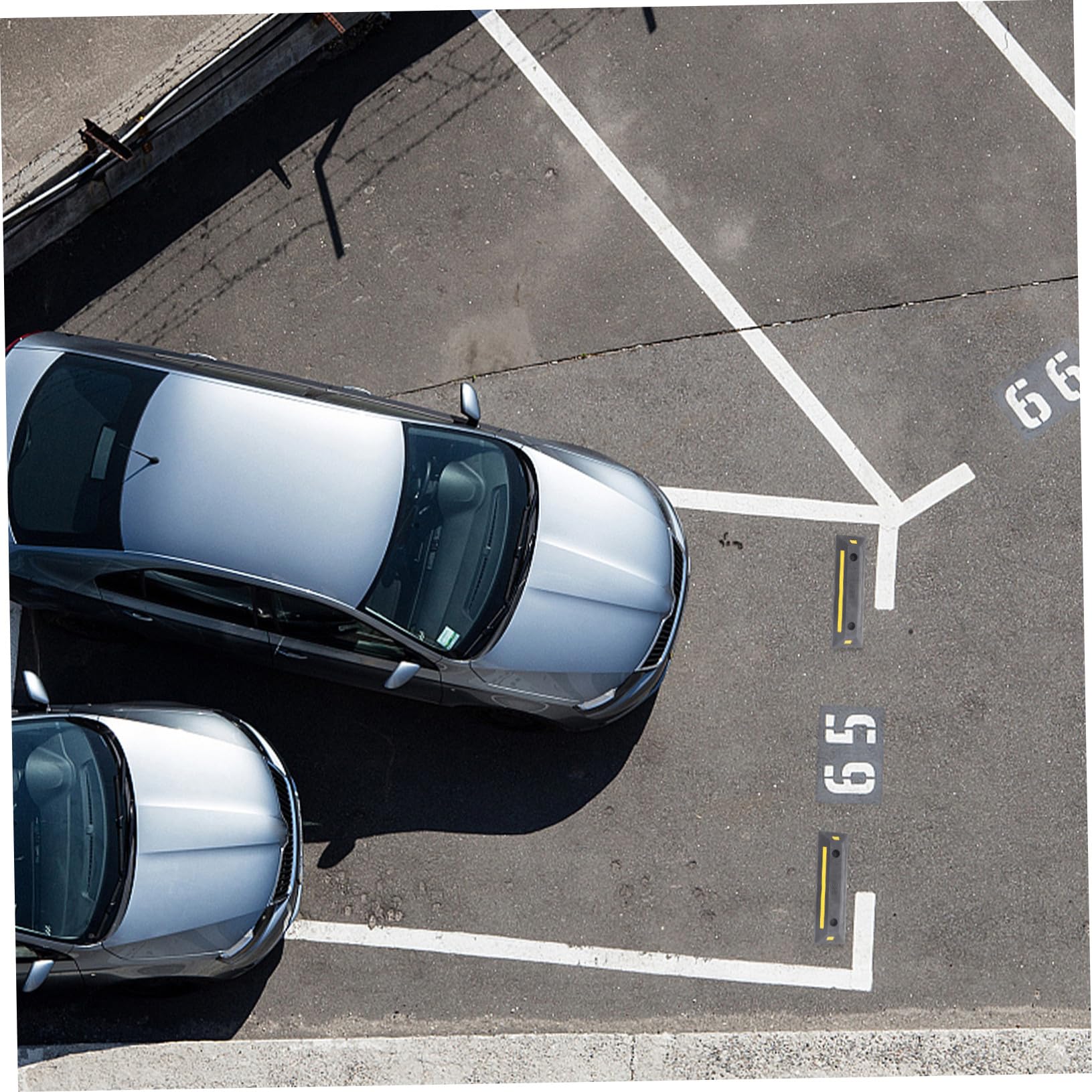 GARVALON Butoir de Roue Caoutchouc Renforcé pour Garage Stoppeur de Stationnement Robuste avec Bande Réfléchissante Accessoire Parking pour Voitures et Camions