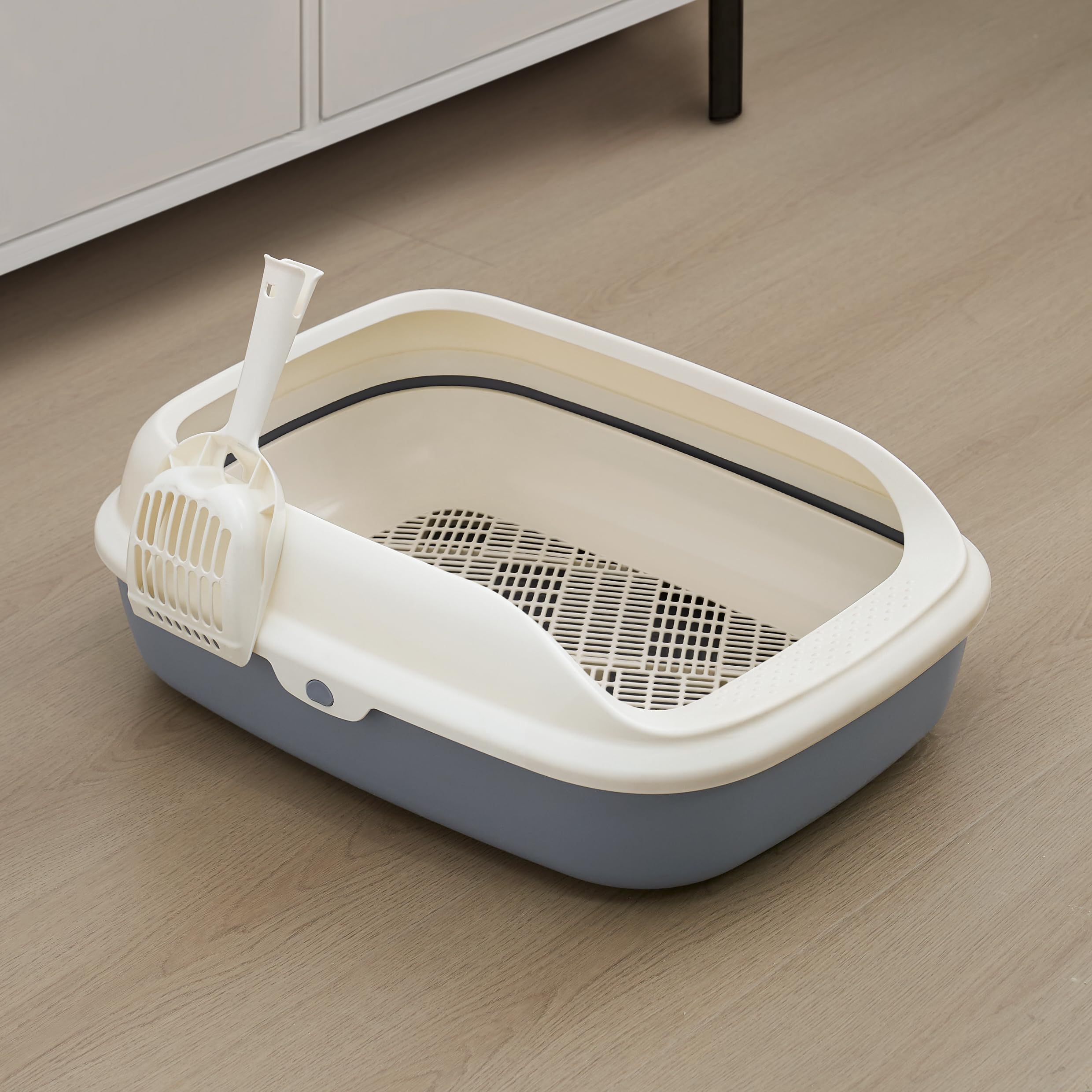 Jumbo Cat Litter Tray with Sifting, Cat Litter Tray for Wooden Pellet Litter, Plastic Open Cat Litter Box with Raised Rims and Detachable Rim, Litter Tray with Scoop, 57.5 x 44 x 19 cm