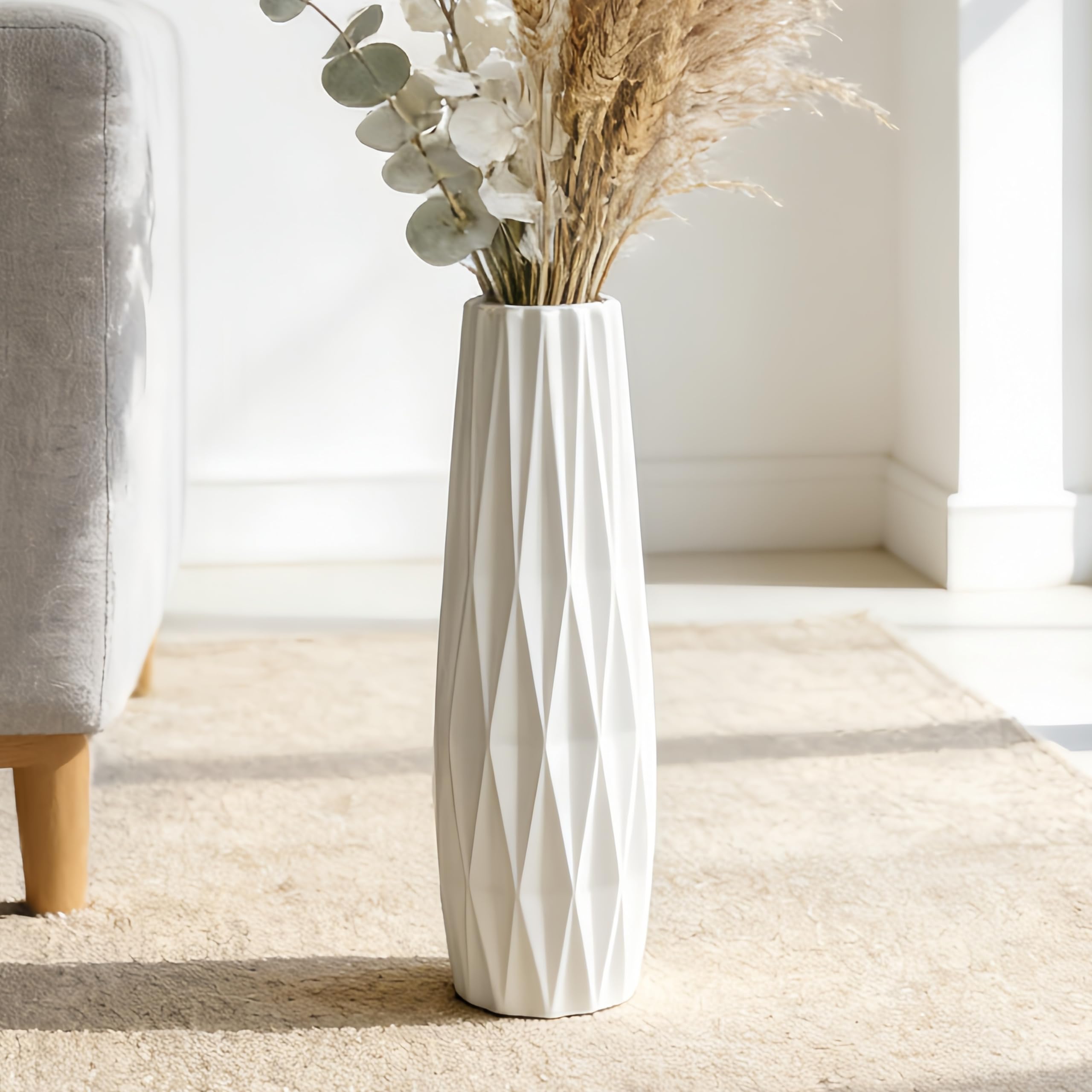 Vaso alto da pavimento in ceramica bianca, 40 cm, design a coste | Finitura smaltata lucida, angoli stretti, ingresso, camera da letto, spazi compatti