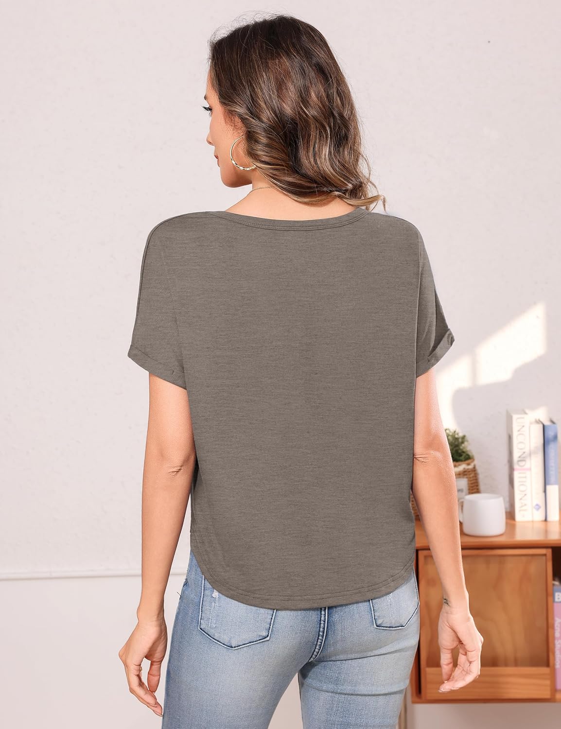 Totatuit Crop Tops for Women Roll Short Sleeve Crewneck Shirts Cropped Tshirts Summer Loose Fit Boxy Basic Tee - Image 4