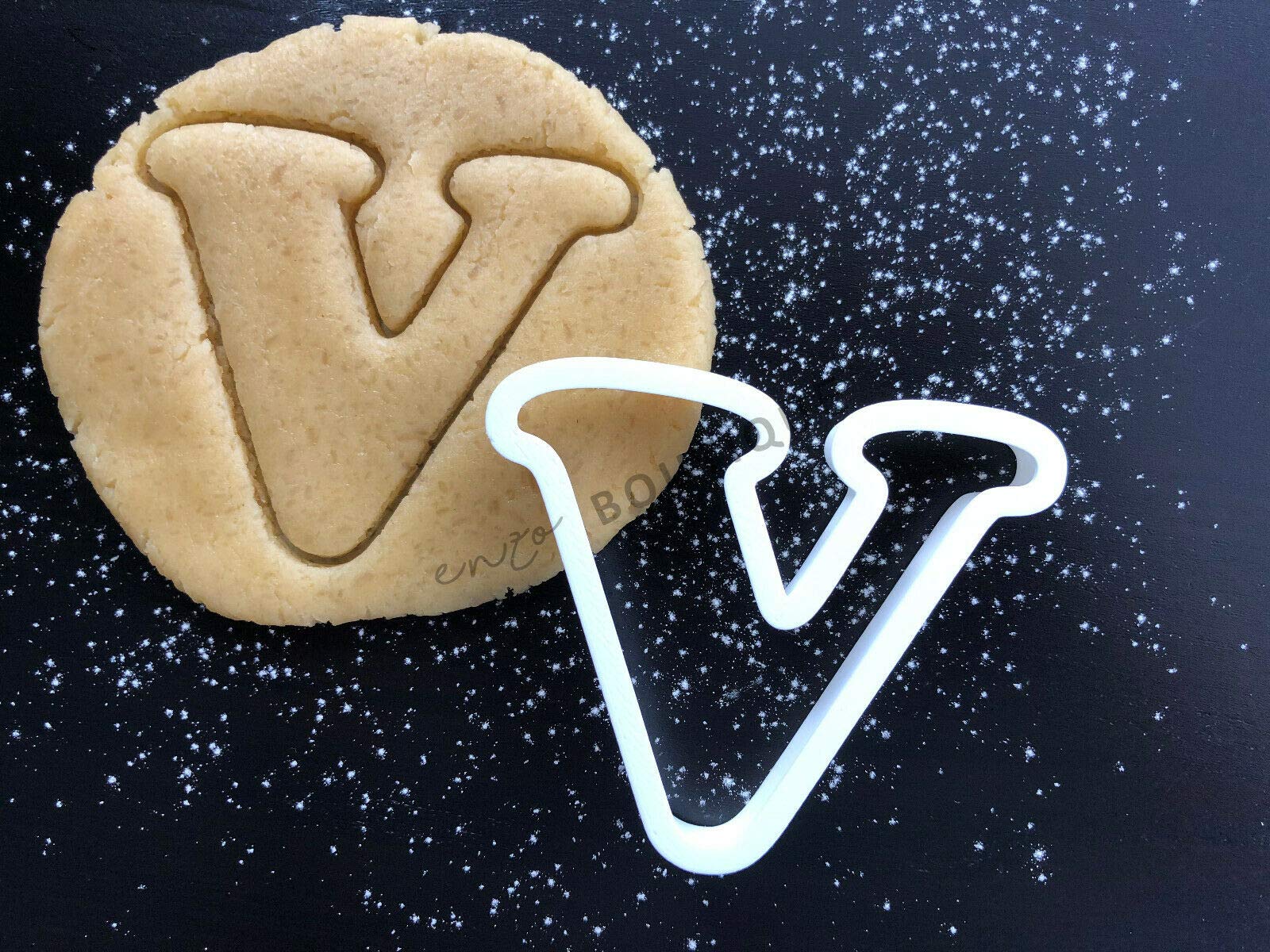 Alphabet Letters 3 Sizes Cookie Cutters Fondant Cake Decorating (Letter V, 4)