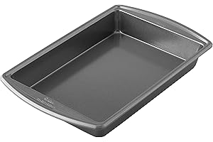 Wilton: Top-Notch 9x13 Baking Pan for Seamless Baking