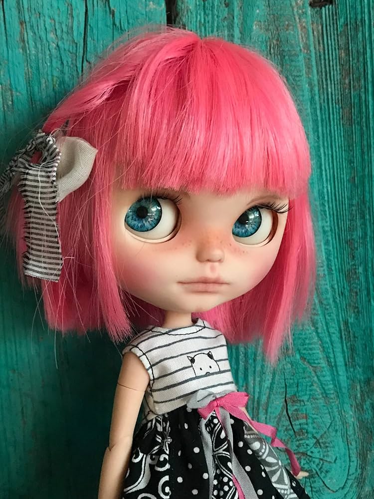 カスタムブライス 海外作家様 人形 ナチュラルメイク 自然 大人しい