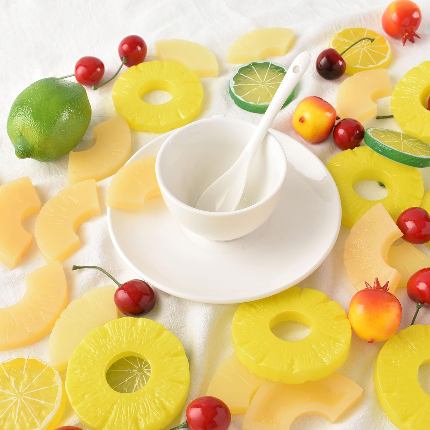 Artificial Pineapple Slices, Fake Pineapple Fake Fruit Slices Plastic Pineapple Slices Artificial Fruit Model Home House Kitchen Party Decoration Photography Props(30pcs Yellow)