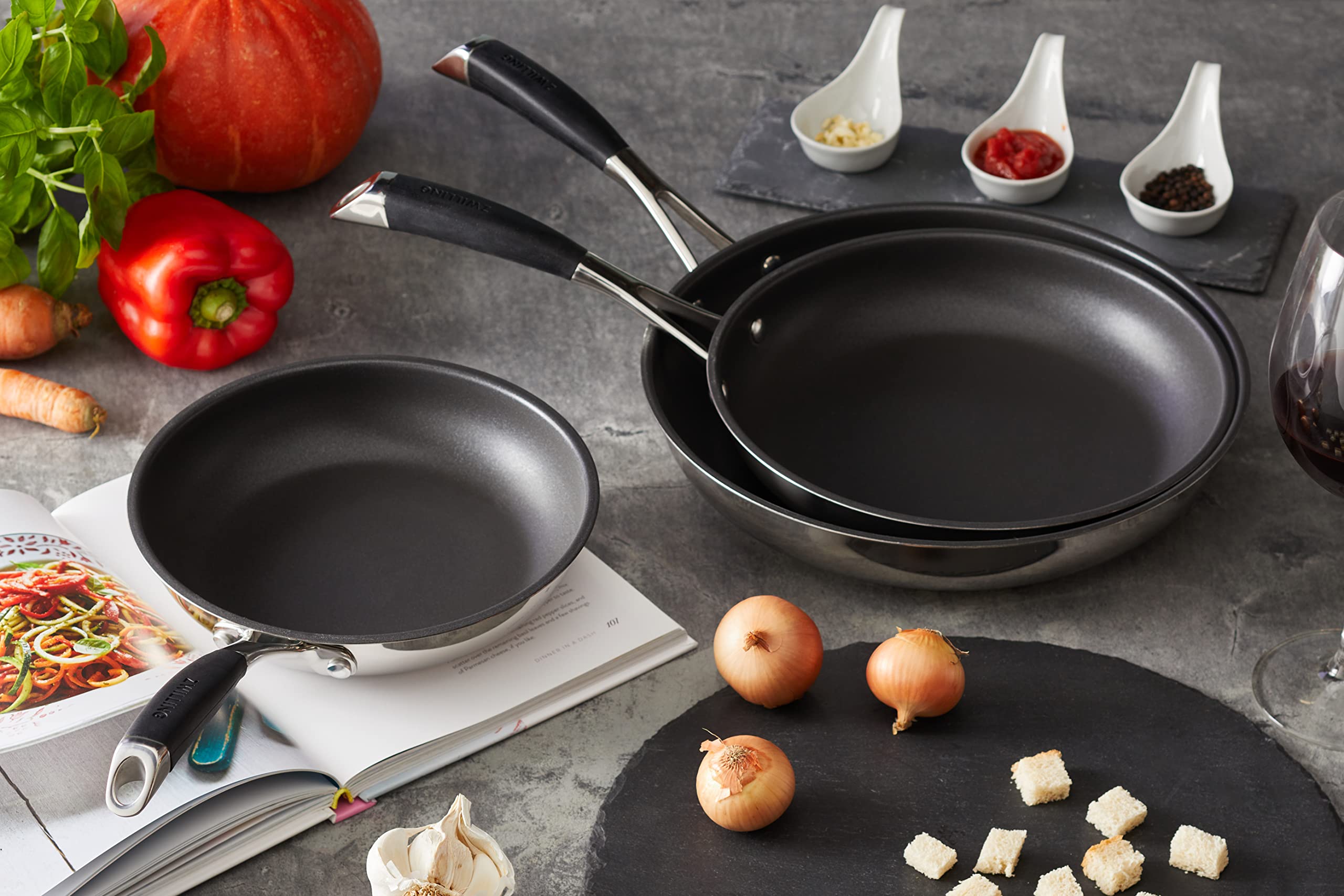 ZWILLING 65249-000-0 Set di Padelle, 3 Pezzi, 20 + 24 + 28 cm, Acciaio 18/10, Argento/Nero