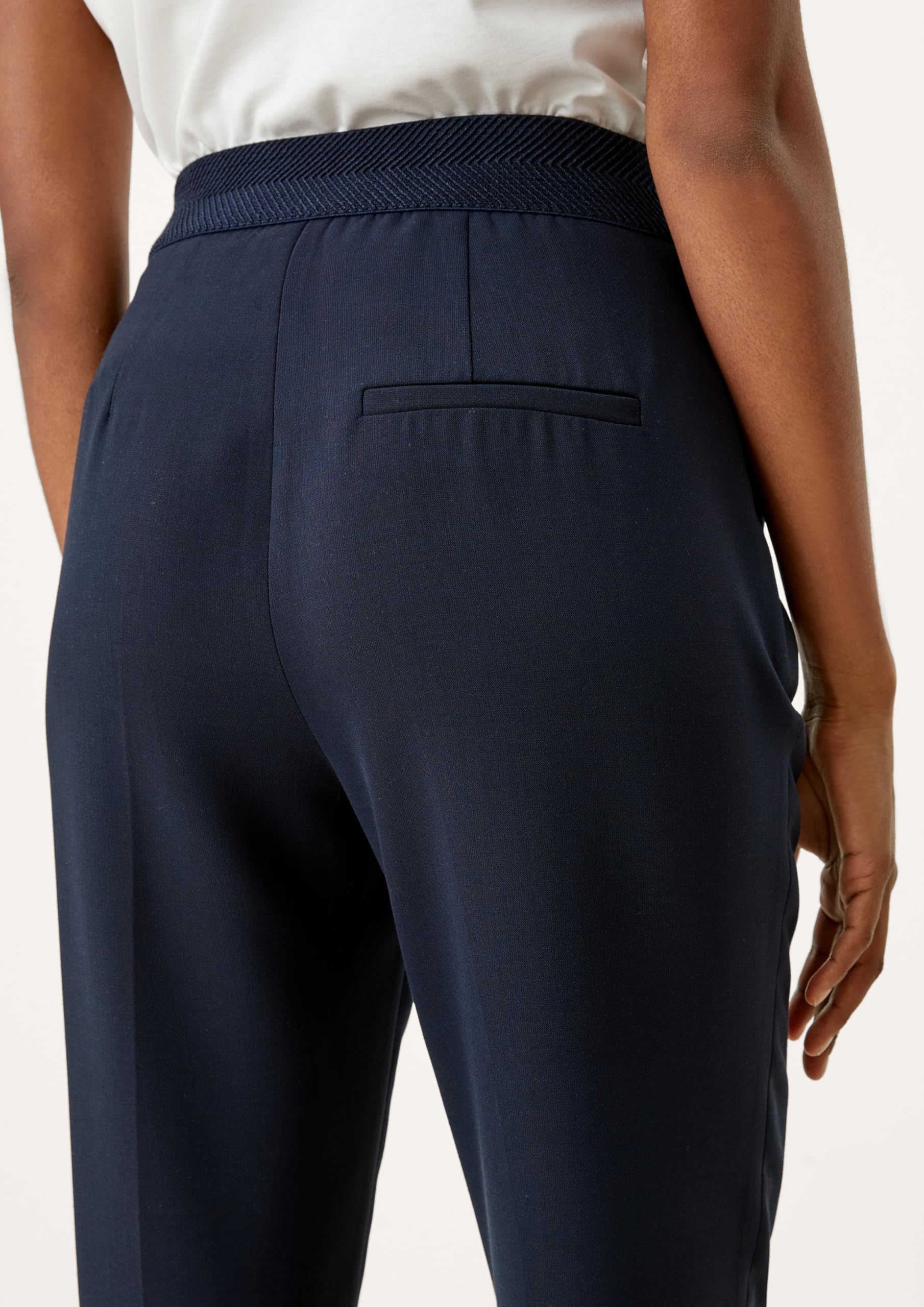 s.Oliver Black Label Damen Hose 150.11.899.18.180.2102854