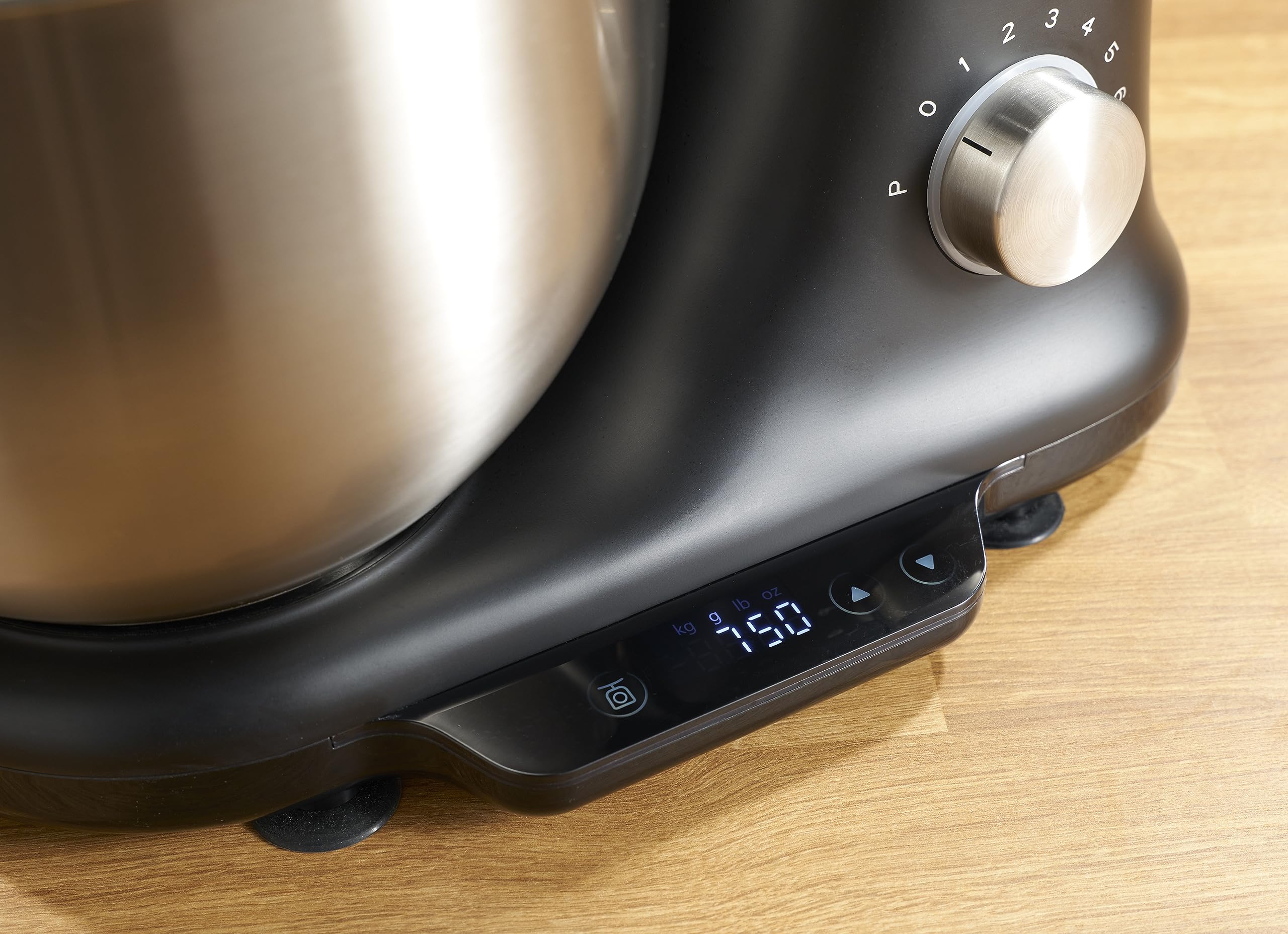 SEVERIN Küchenmaschine mit Waage, große Knetmaschine für bis zu 3 kg Kuchenteig, robuste Teigmaschine mit Knethaken, Flachrührer und Schneebesen, 1.000 W, schwarz, matt,Edelstahl, KM 3898
