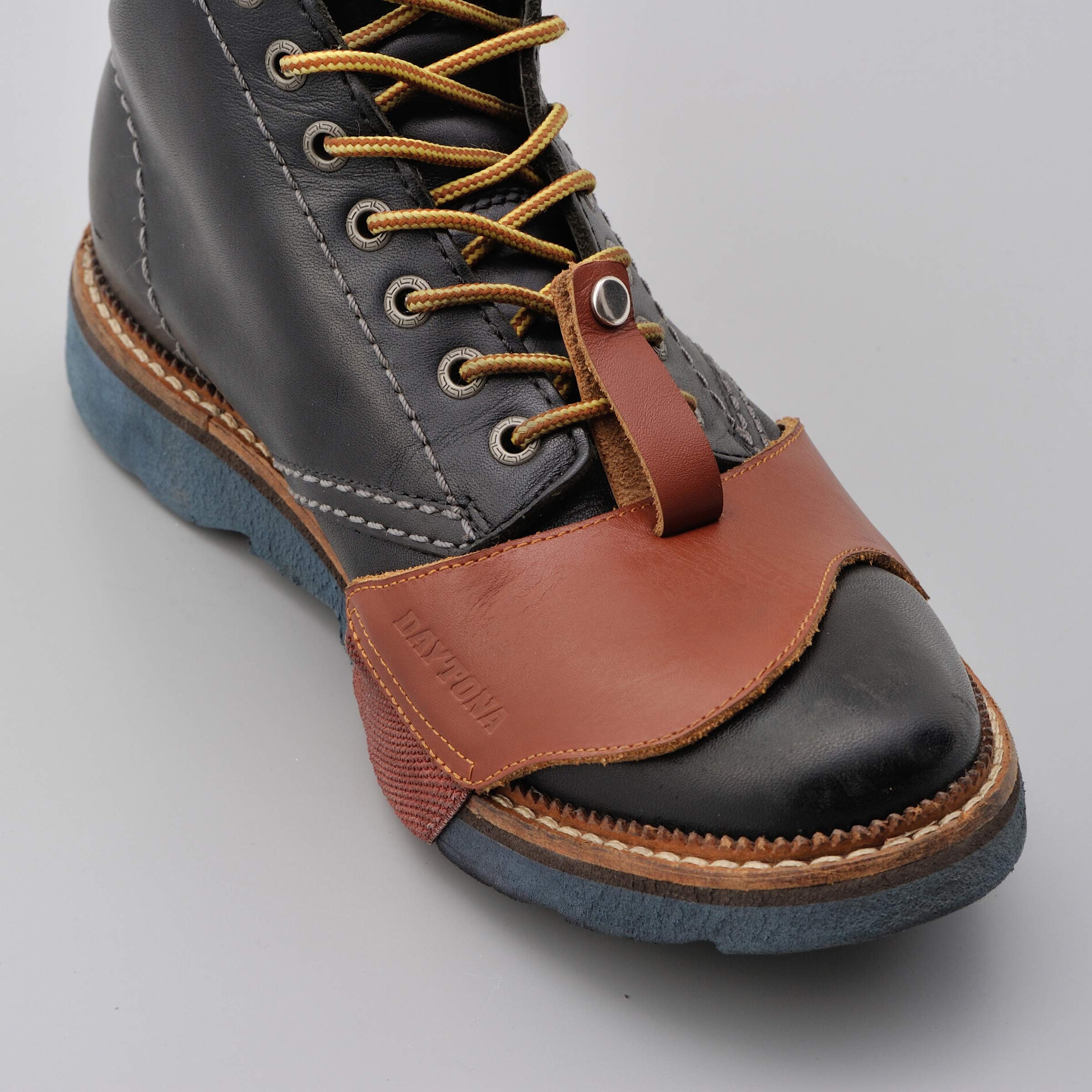 Amazon.co.jp: Daytona 99240 Motorcycle Shift Pad, Brown, Large