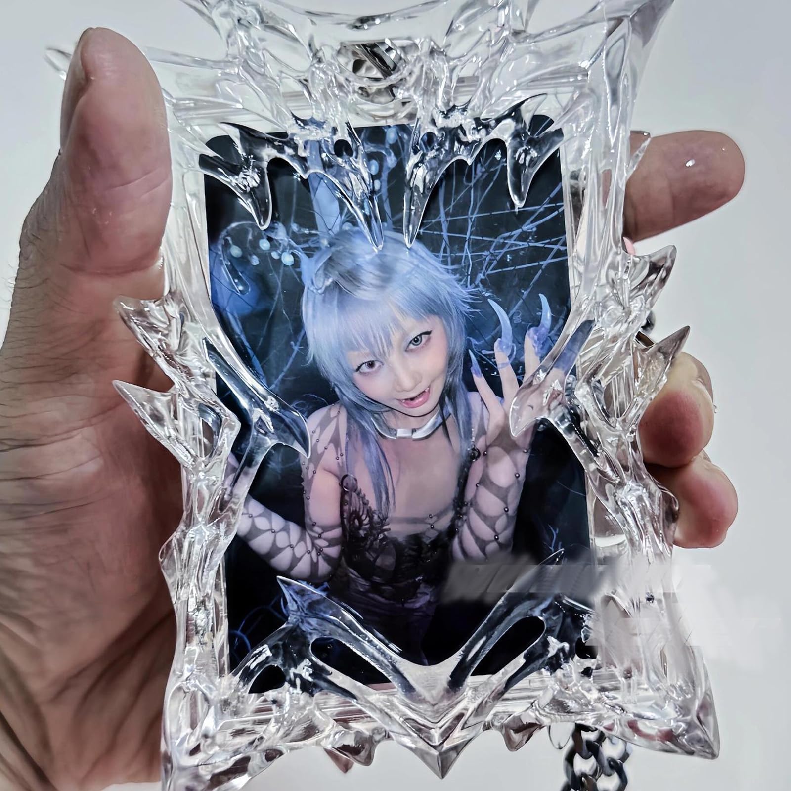 XUZHID Card Holder?Aesthetic 3D Butterfly Magnetic Photocard Holder for Adults and Teens Idol Photo Card Sleeve Clear Card Case Protector