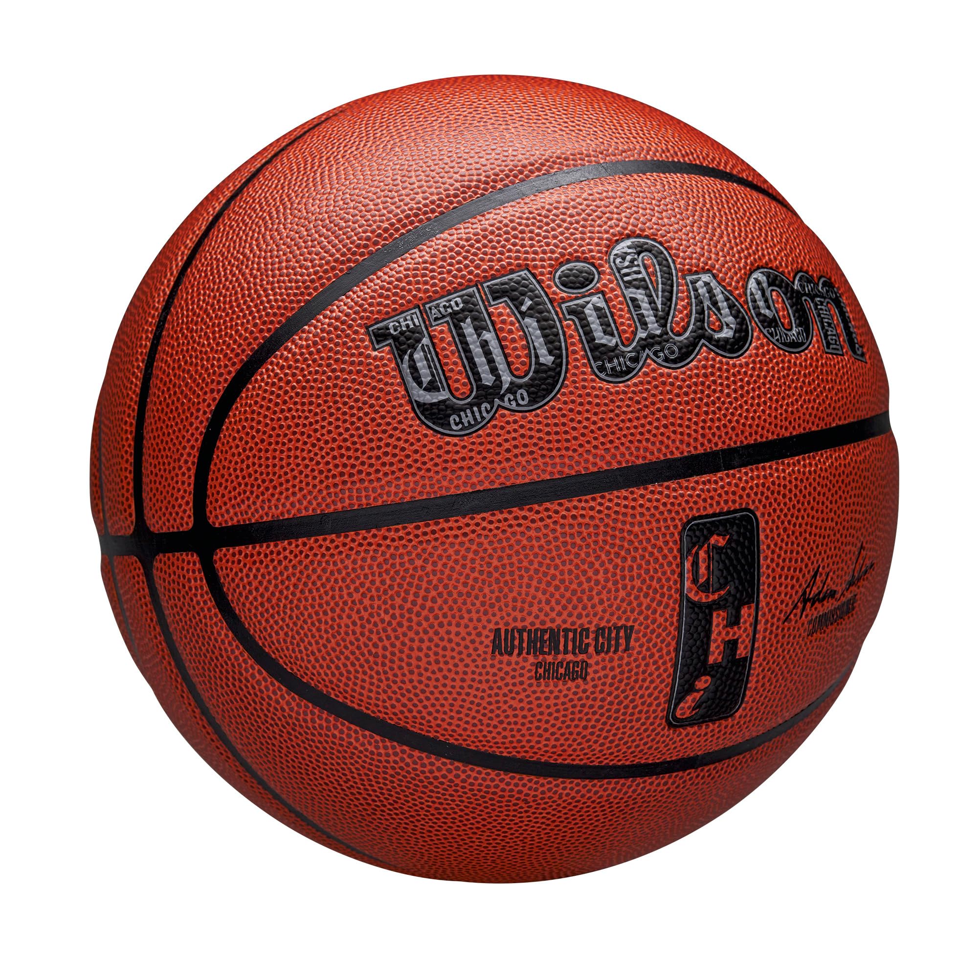 Wilson Balón de Baloncesto NBA Authentic City, Ciudad de Chicago, con Tecnología Ever Bounce, Capa de Control de Inflado y Superficie Pure Feel, para Agarre Mejorado, Color: Marrón, Talla: 7