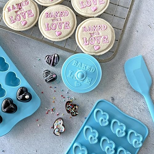 Miniatura 6 de R&M International 0412 Baked with Love - Sello para pastelería y galletas, color azul, 2.5 pulgadas