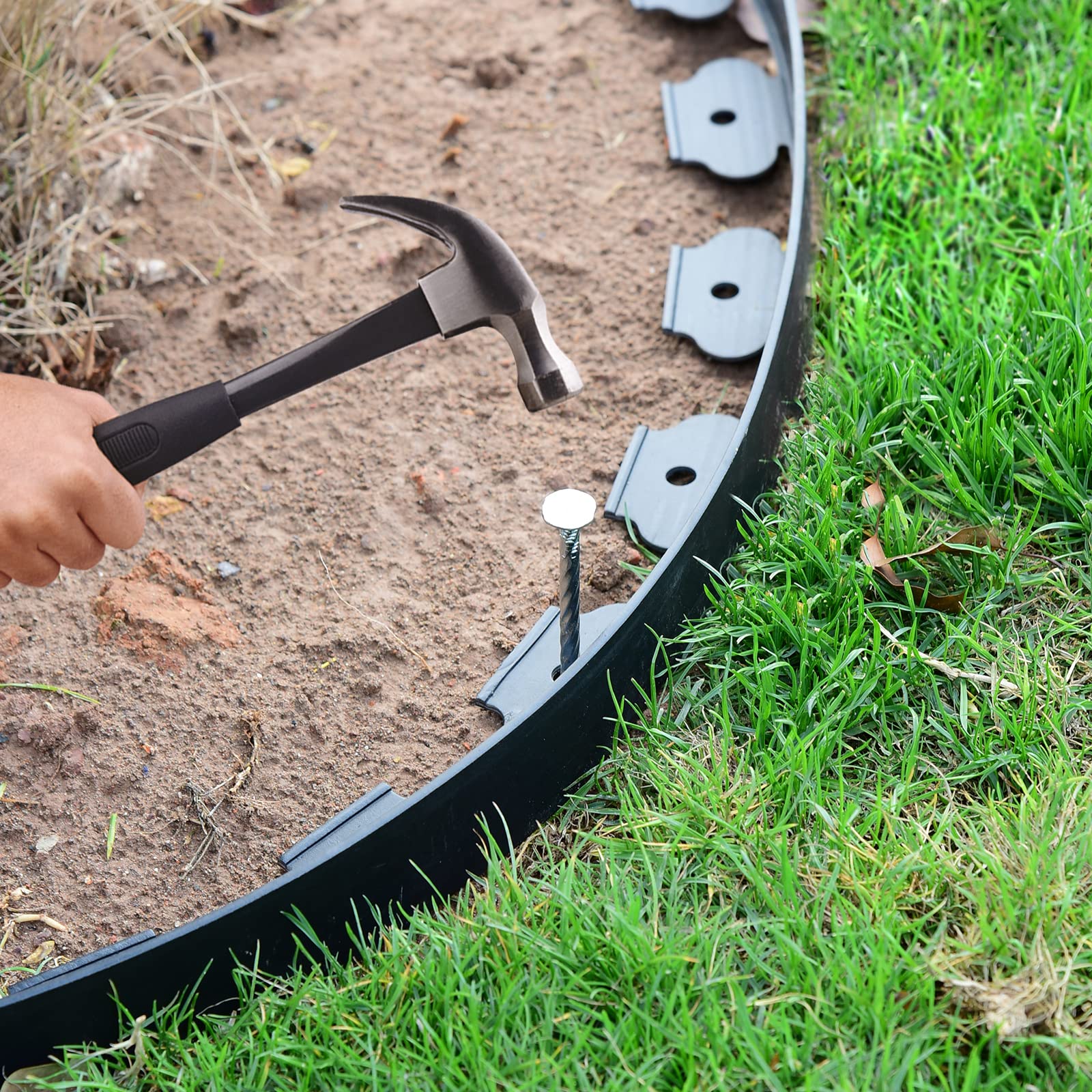 FRITIGA Plastic Landscape Edging Kit with Metal Garden Edging Stakes - 33ft Length No Dig Garden Edging Border for Landscaping, Flower Bed, Lawn Edging, Pavers