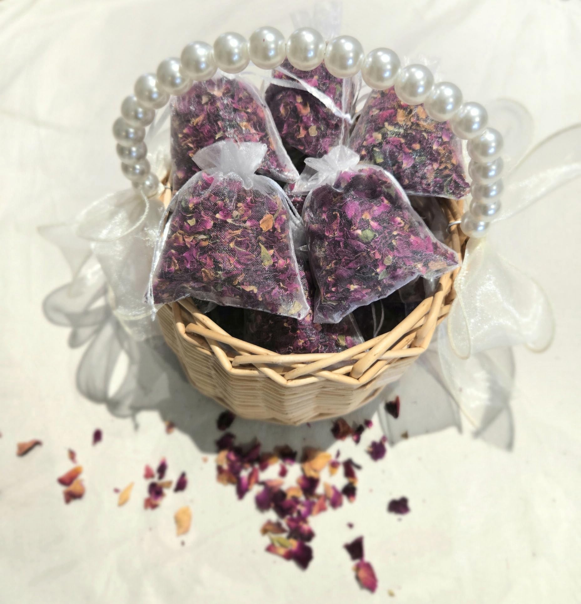 70 sacchetti di coriandoli pre-riempiti di petali di rosa per matrimoni, secchi naturali, in sacchetti di organza, coriandoli biodegradabili per ospiti e cerimonie