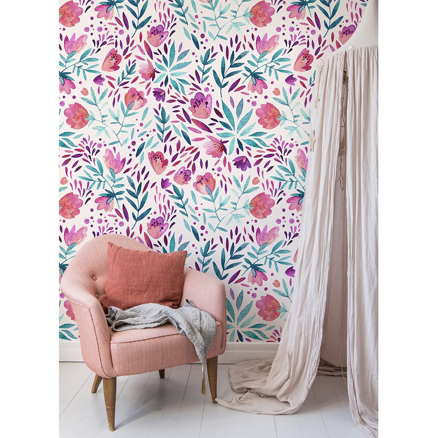 Papier peint adhésif pour relooker meuble et mur abîmé fleurs vintage violet Magic-Stick