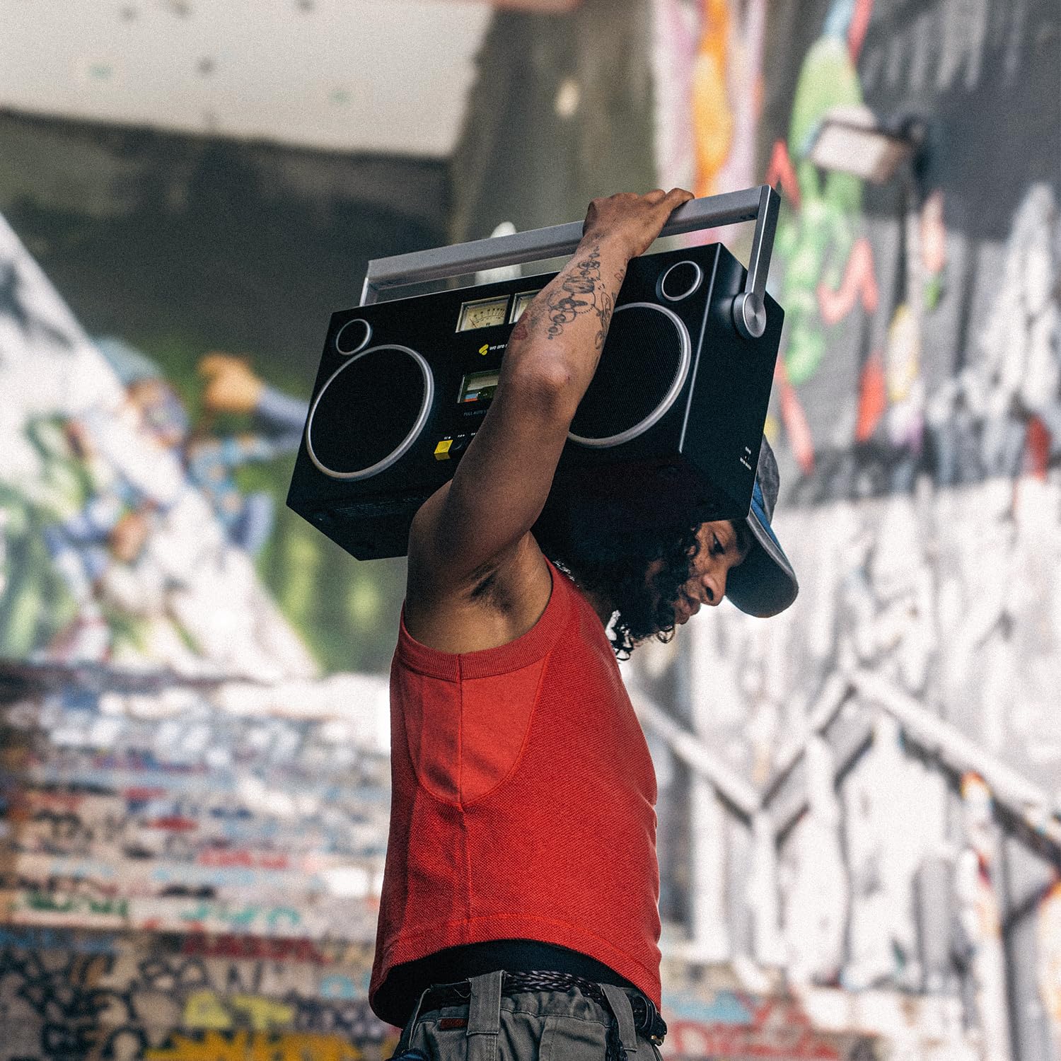 We Are Rewind Retro Kassettenrekorder Curtis - Boombox mit Bluetooth 5.4 tragbarer Kassettenspieler mit Aufnahmefunktion Ghettoblaster 104 W Stereo Lautsprecher mit 15h Akku in Schwarz