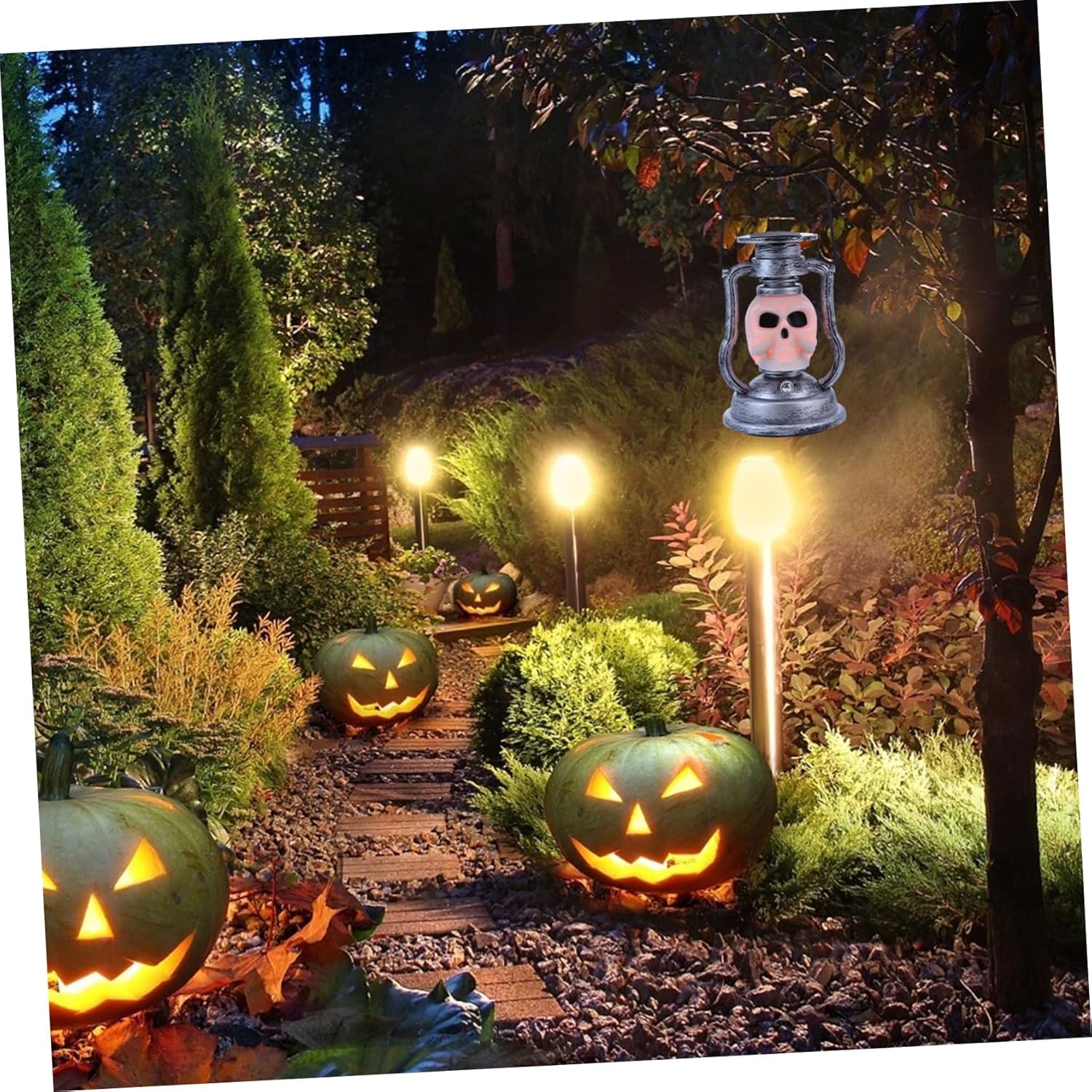 DOITOOL 1pc Solar Skull Lantern Halloween Decoration Light Vintage Style Night Light for Parties for Use Lightweight Design