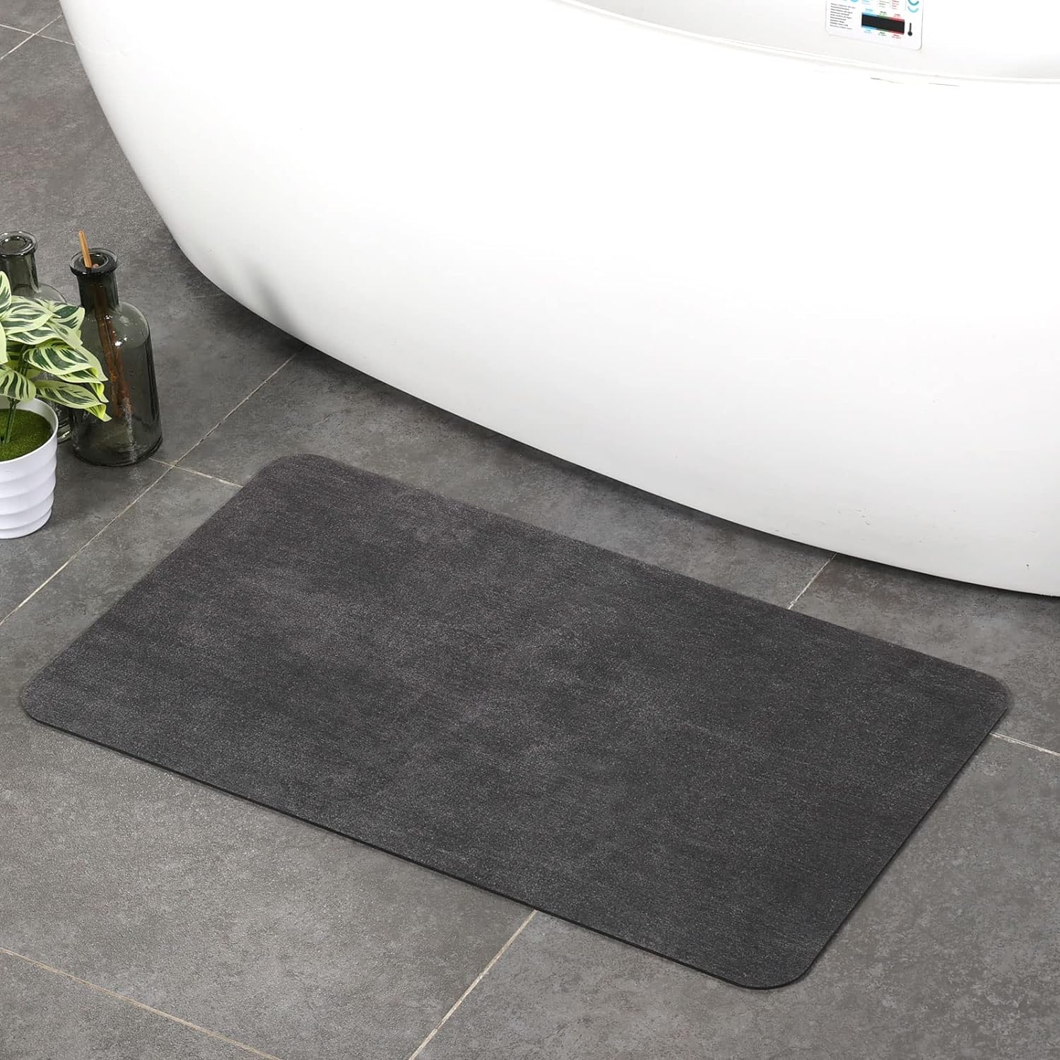 Stiio Bath Mat for Bathroom 17x29 inches, Super Absorbent
