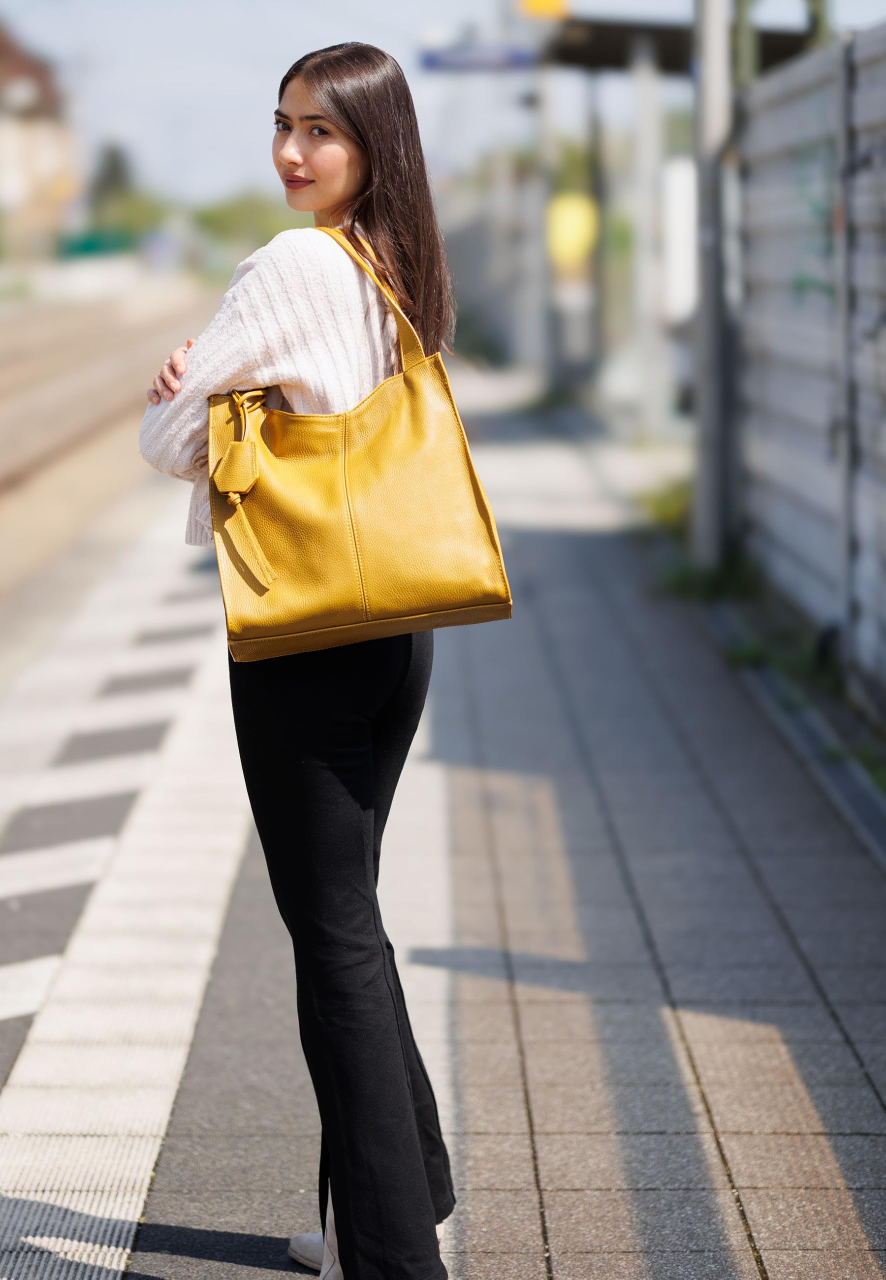 Caspar Große Damen Leder Schultertasche XL Shopper mit praktischer Innenaufteilung - PREMIUM LINE - Modell No.832 - Made in Italy