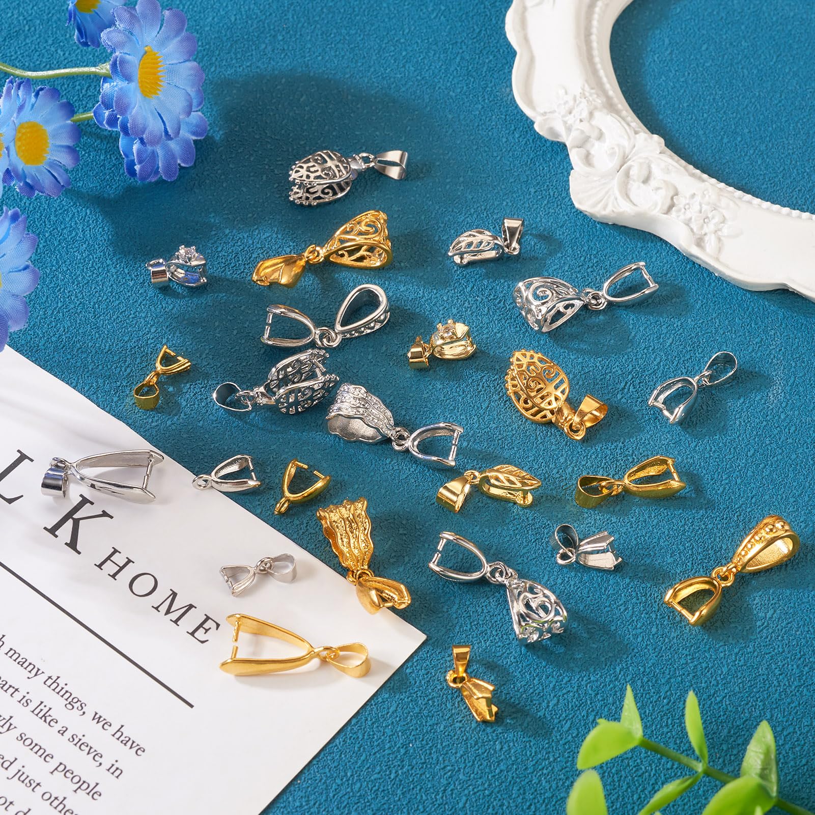 50 PZ CIONDOLI Per Unghie Fai Da Te Gioielli Manicure Amore Arte Luce Lusso EUR 15,06 - IT - Foto 3