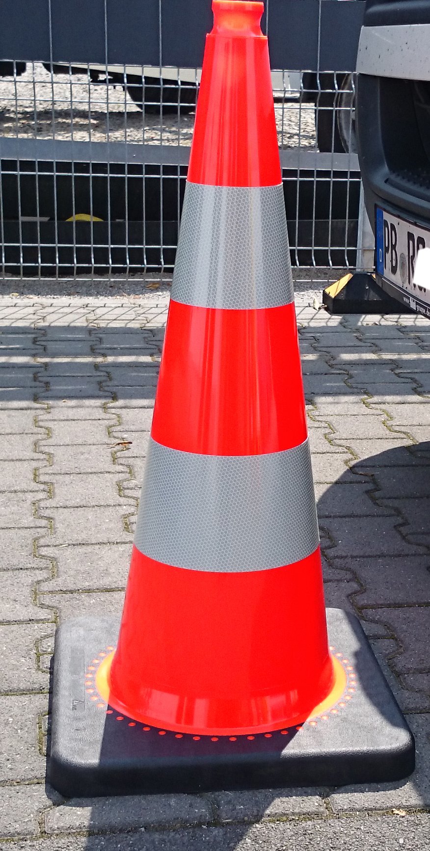 UVV-SHOP Warnkegel, Verkehrsleitkegel, Leitkegel, 75 cm Orange, 2 Reflexstreifen, Typ RA2C reflektierender Kegel