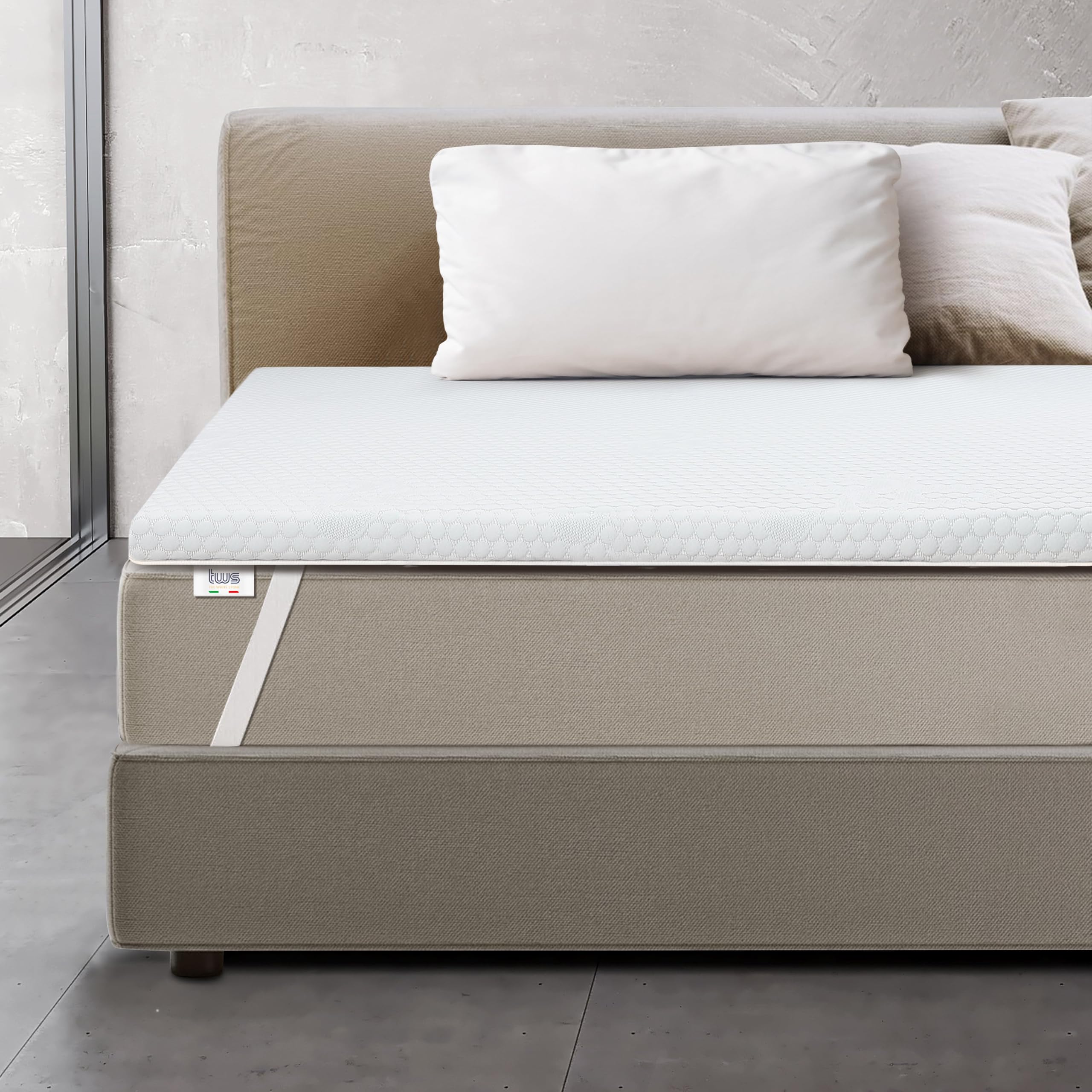 Topper Memory Foam Matrimoniale ventilato | Correttore Materasso 6 cm | Imbottitura Coprimaterasso con Rivestimento Sfoderabile | Antibatterico e Antimicotico | 1 Piazza e Mezza (120 x 220 cm)