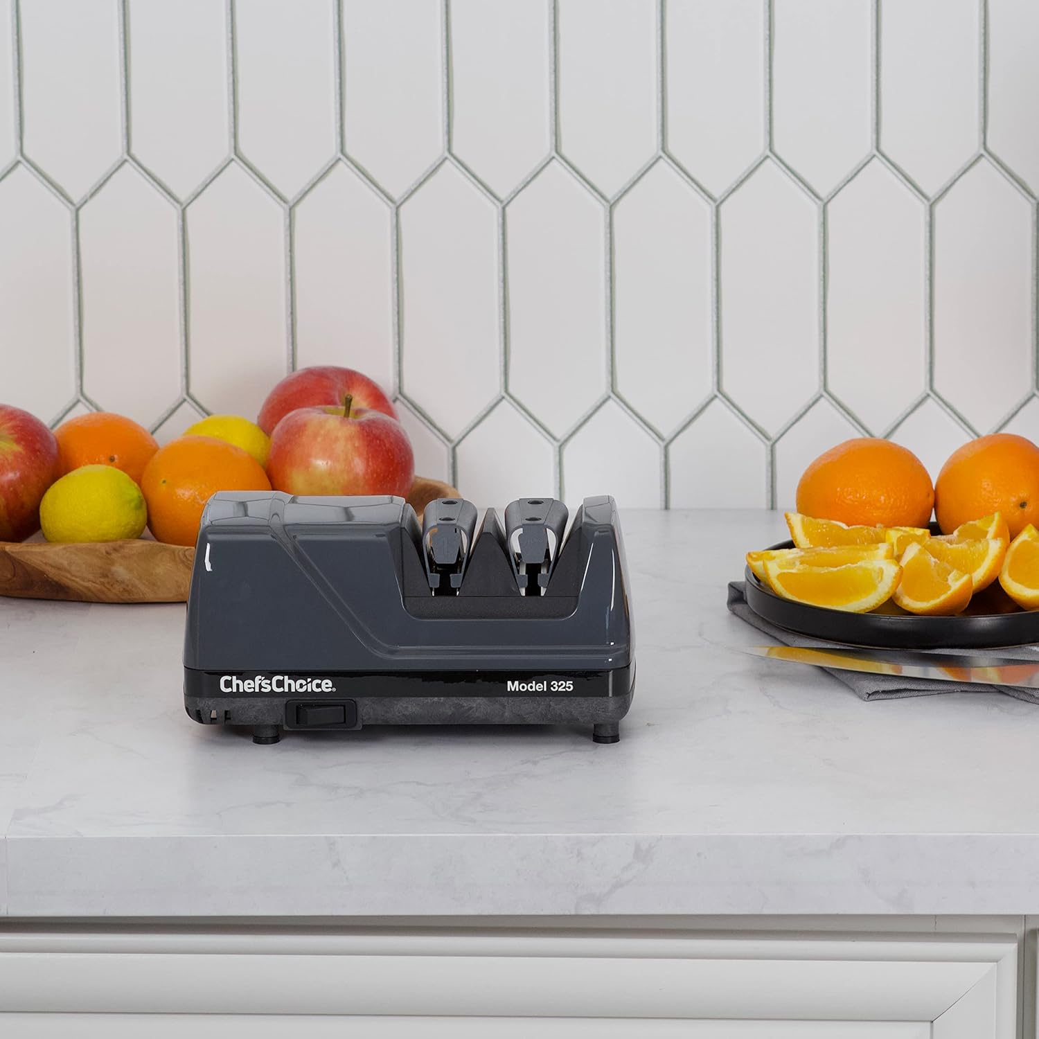 Chef'sChoice Professional Electric Knife Sharpeners Sharp-N-Hone With 100-Percent Diamond Abrasives And Precision Angle Guides For 20-Degree Straight-Edge and Serrated Knives, 2-Stage, Gray