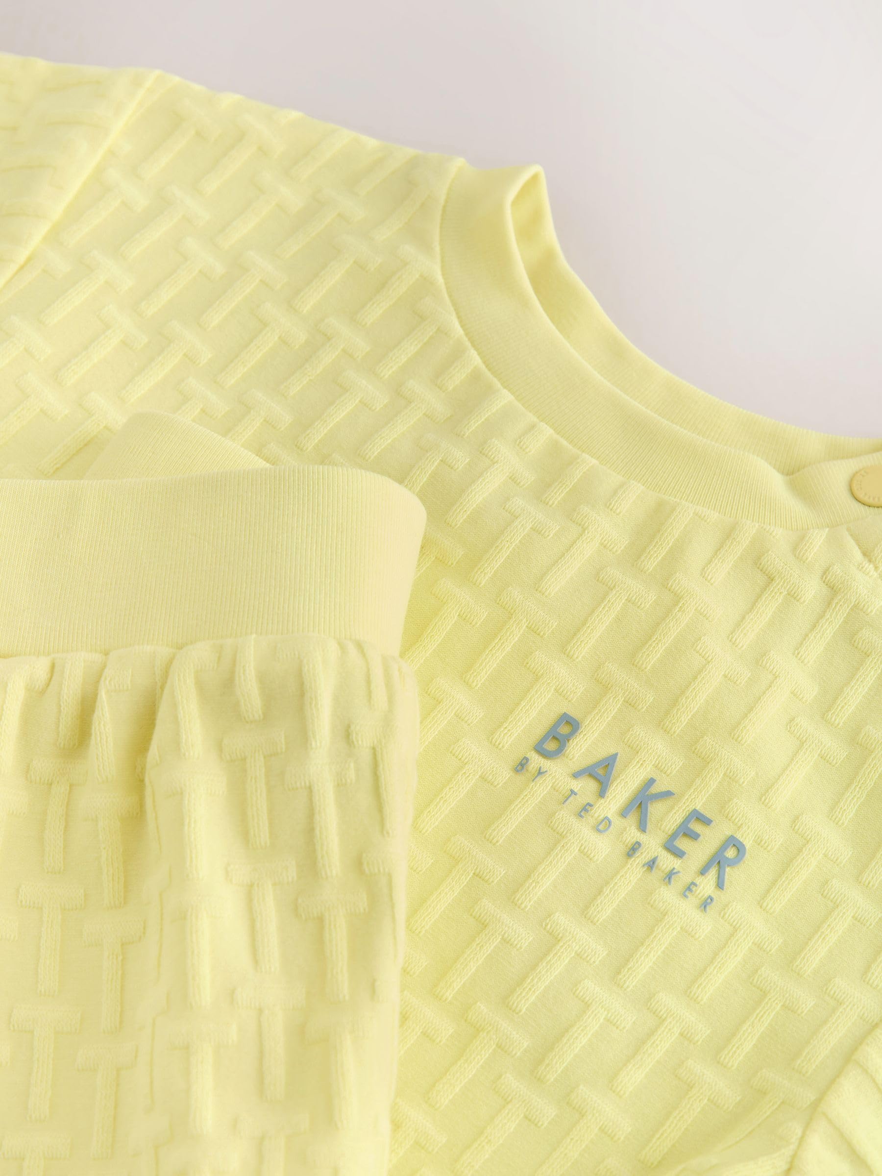 Baby Jungen T-strukturiertes T-Shirt und Shorts im Set